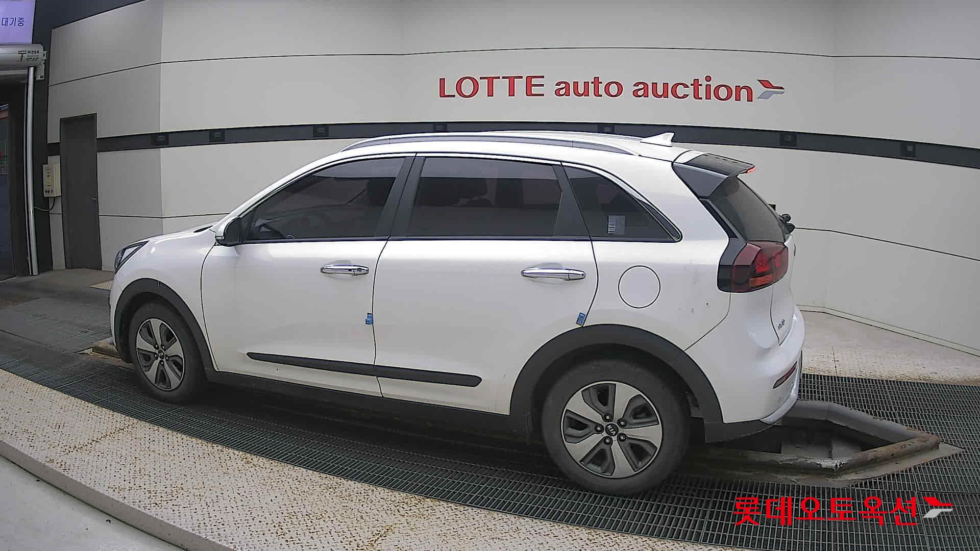 Kia Niro Hybrid id 3441817 из Кореи 11