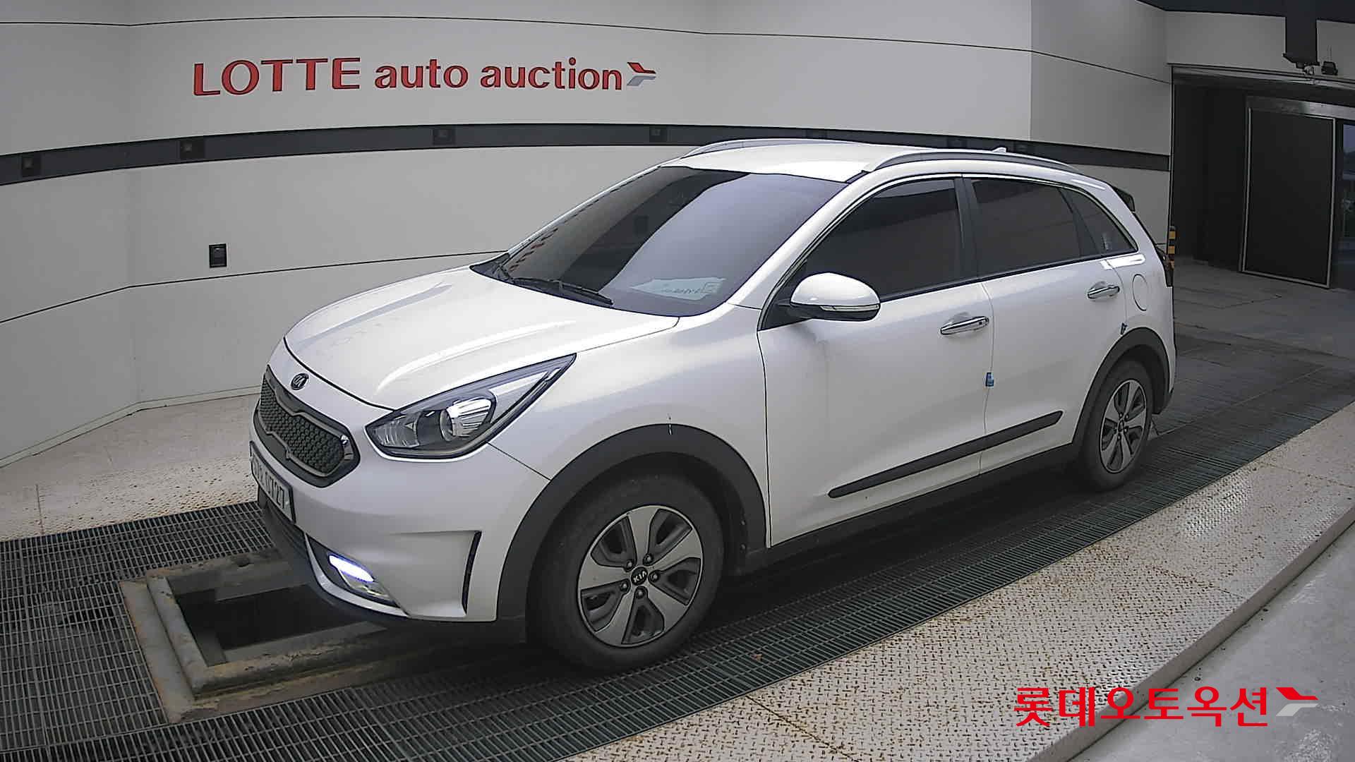 Kia Niro Hybrid id 3441817 из Кореи 13