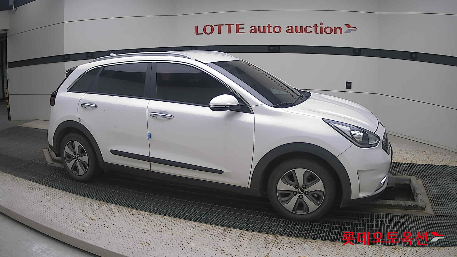 Kia Niro Hybrid id 3441817 из Кореи 17