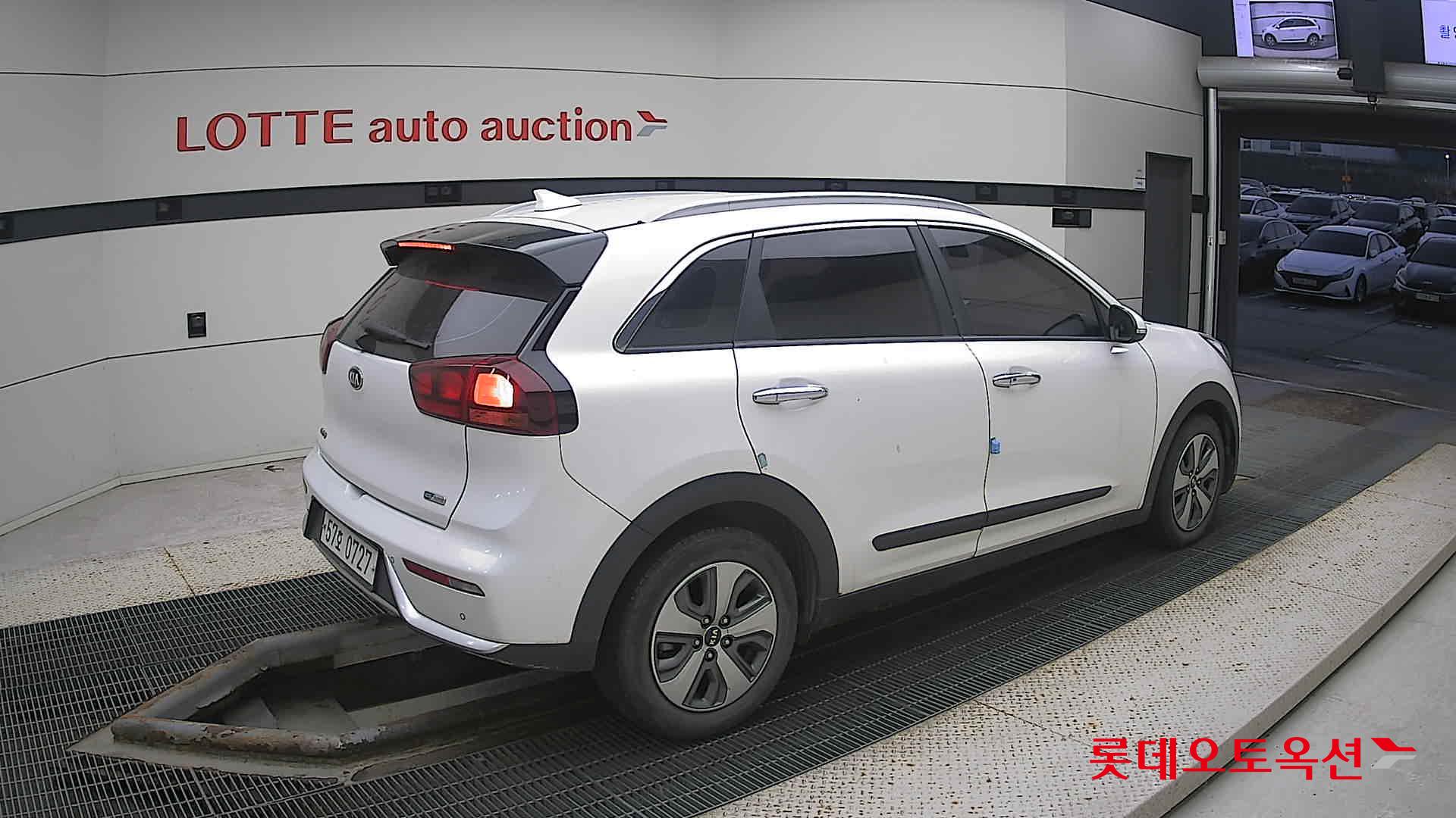 Kia Niro Hybrid id 3441817 из Кореи 19