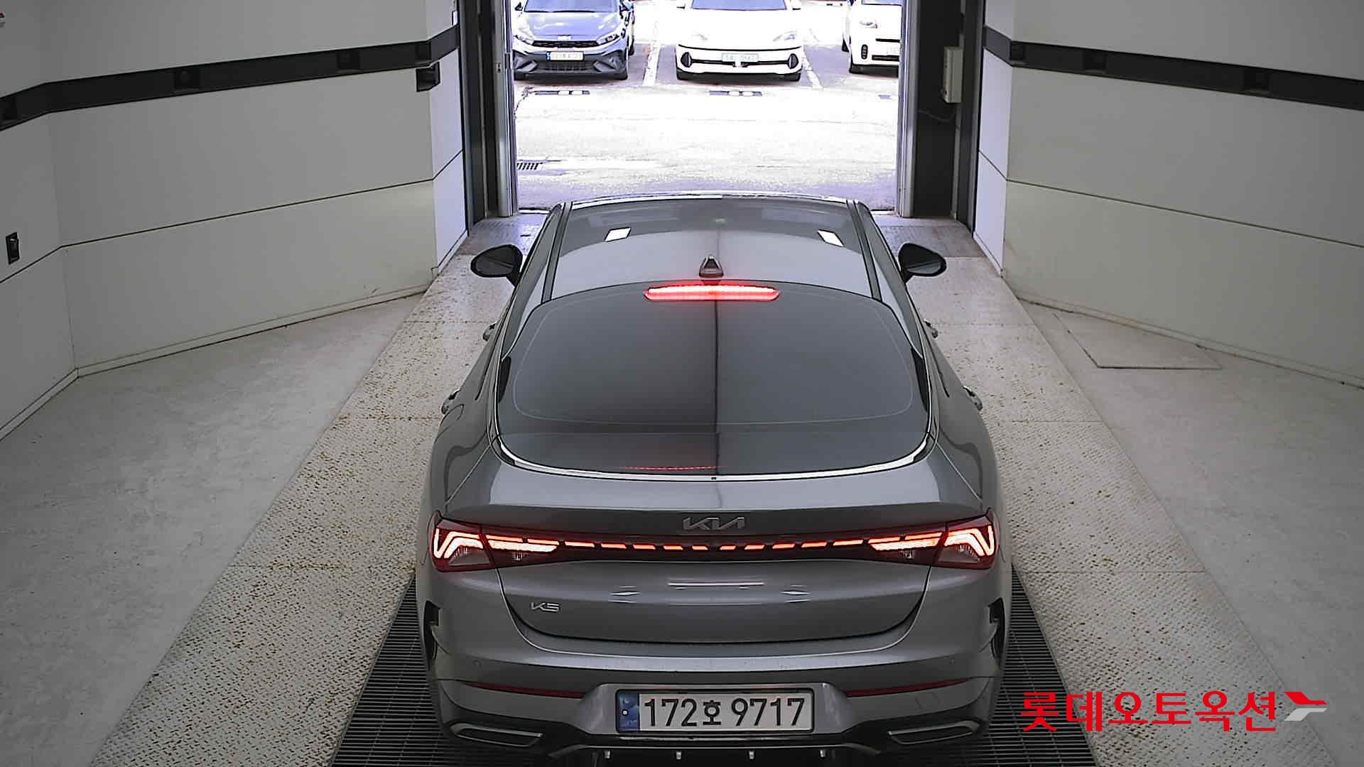 Kia K5 2023 Steelgray из Кореи, фото 5