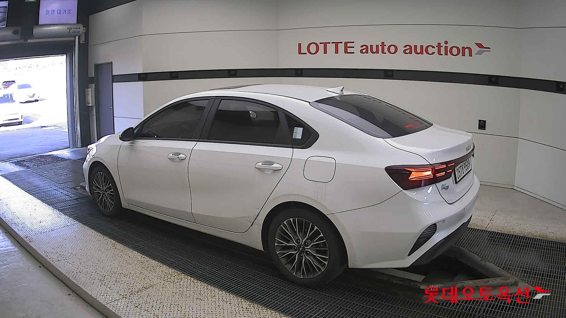 Kia K3 id 3446751 из Кореи 10