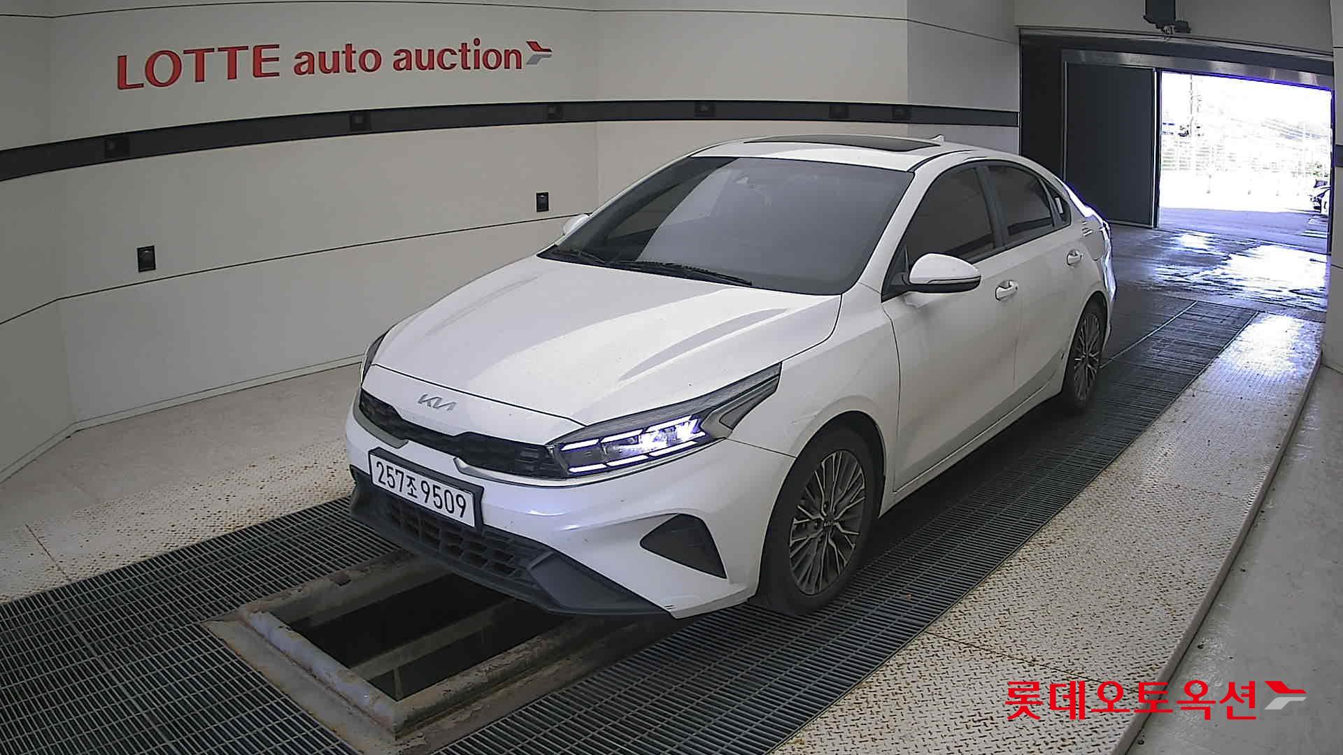 Kia K3 id 3446751 из Кореи 14