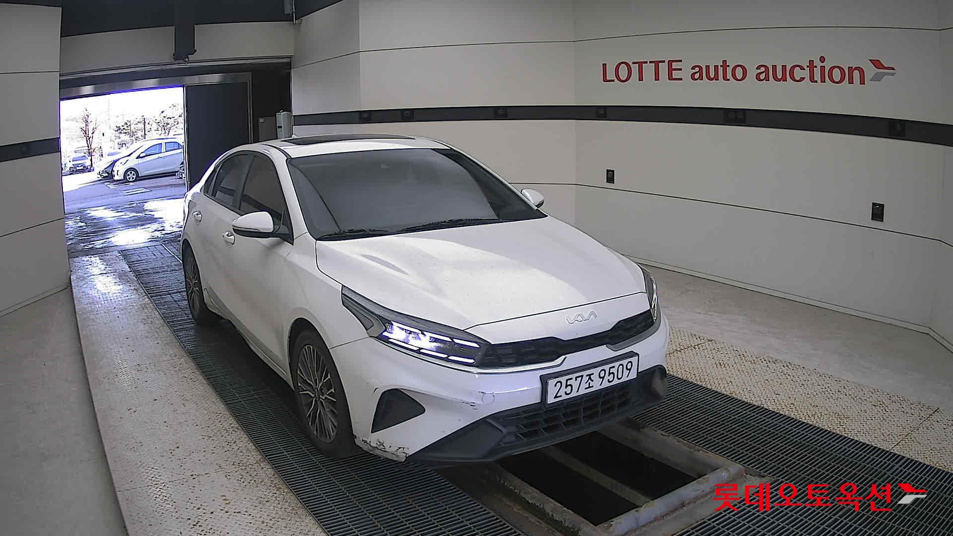 Kia K3 id 3446751 из Кореи 15