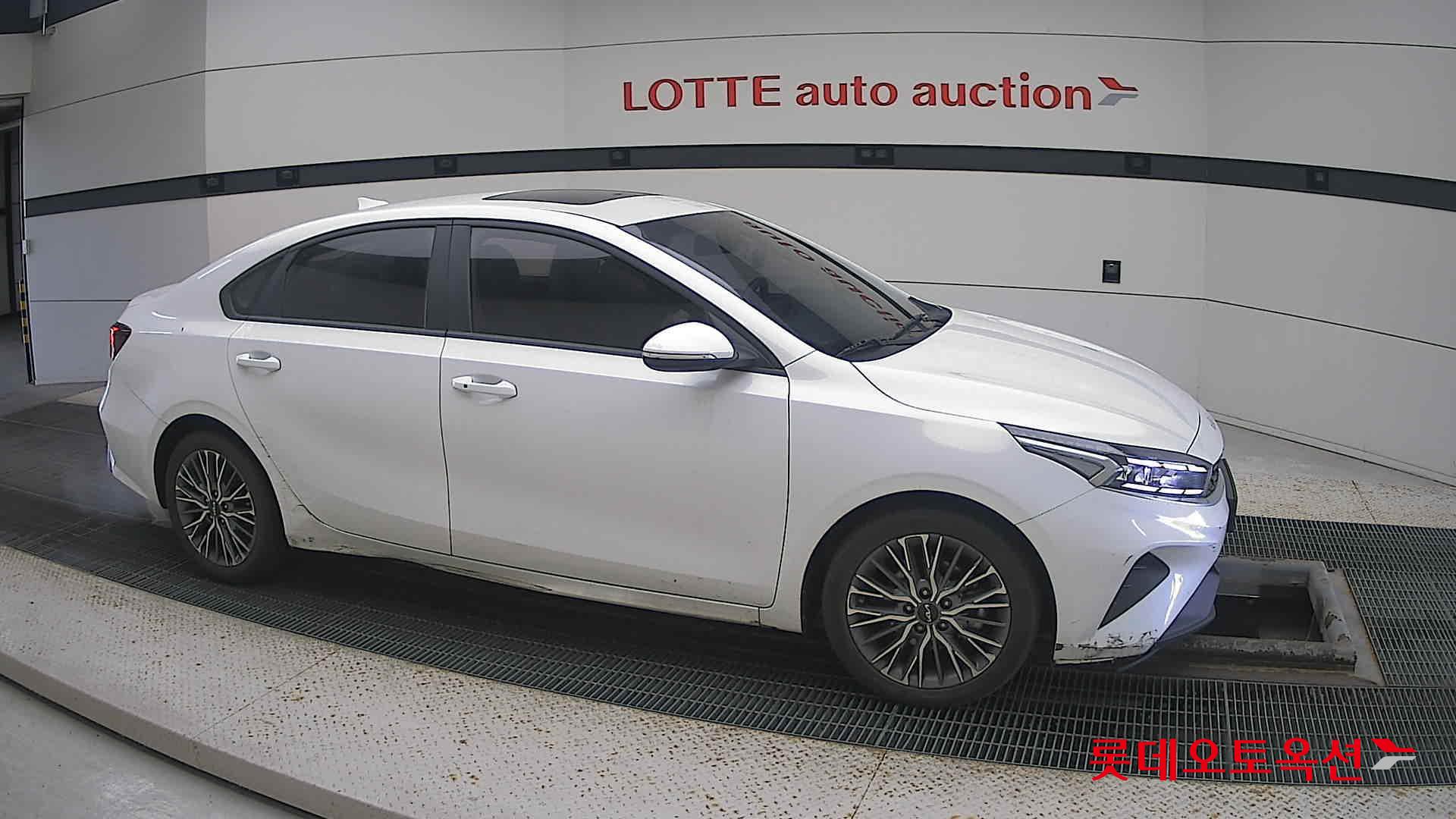 Kia K3 id 3446751 из Кореи 17