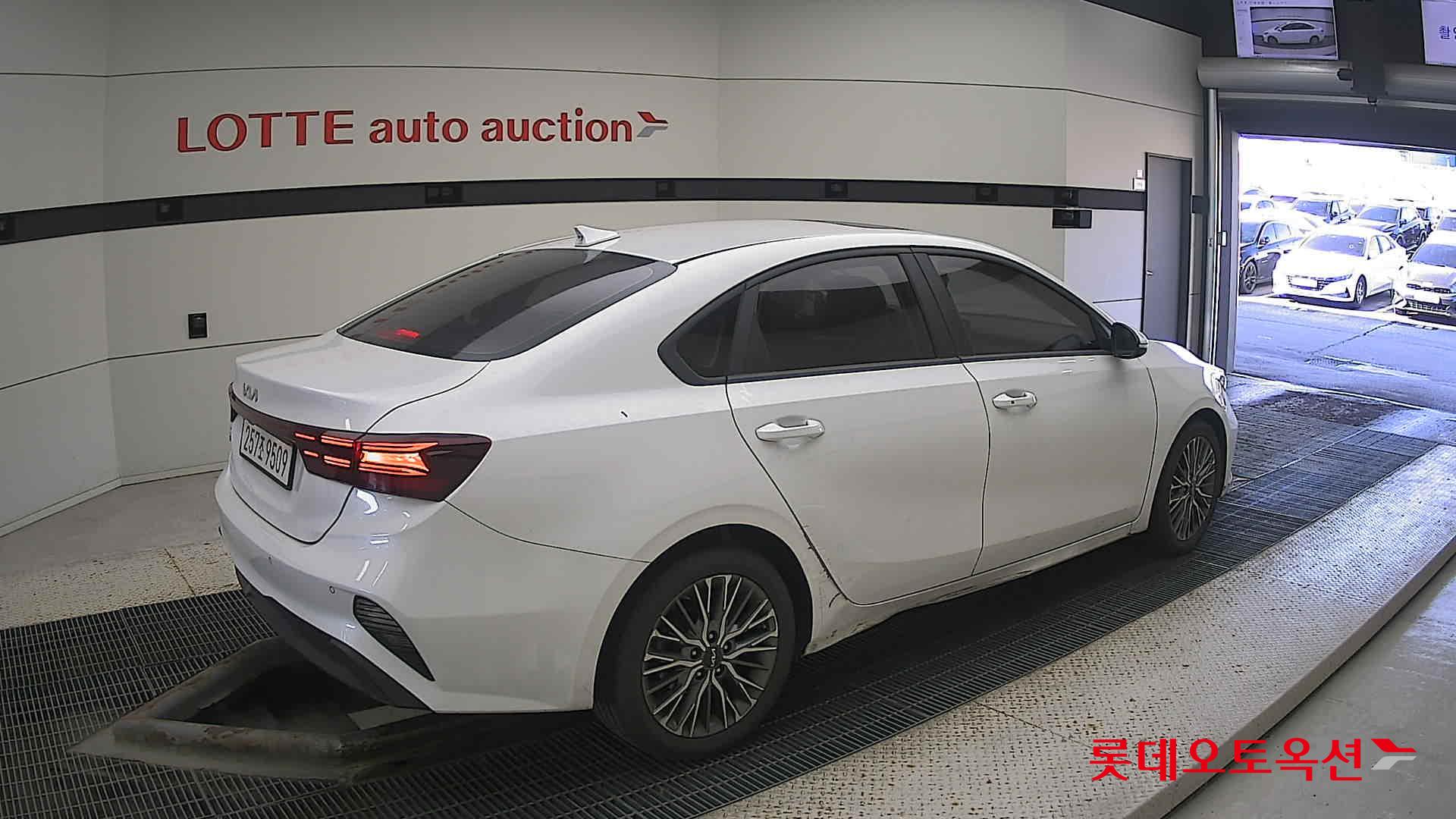 Kia K3 id 3446751 из Кореи 19