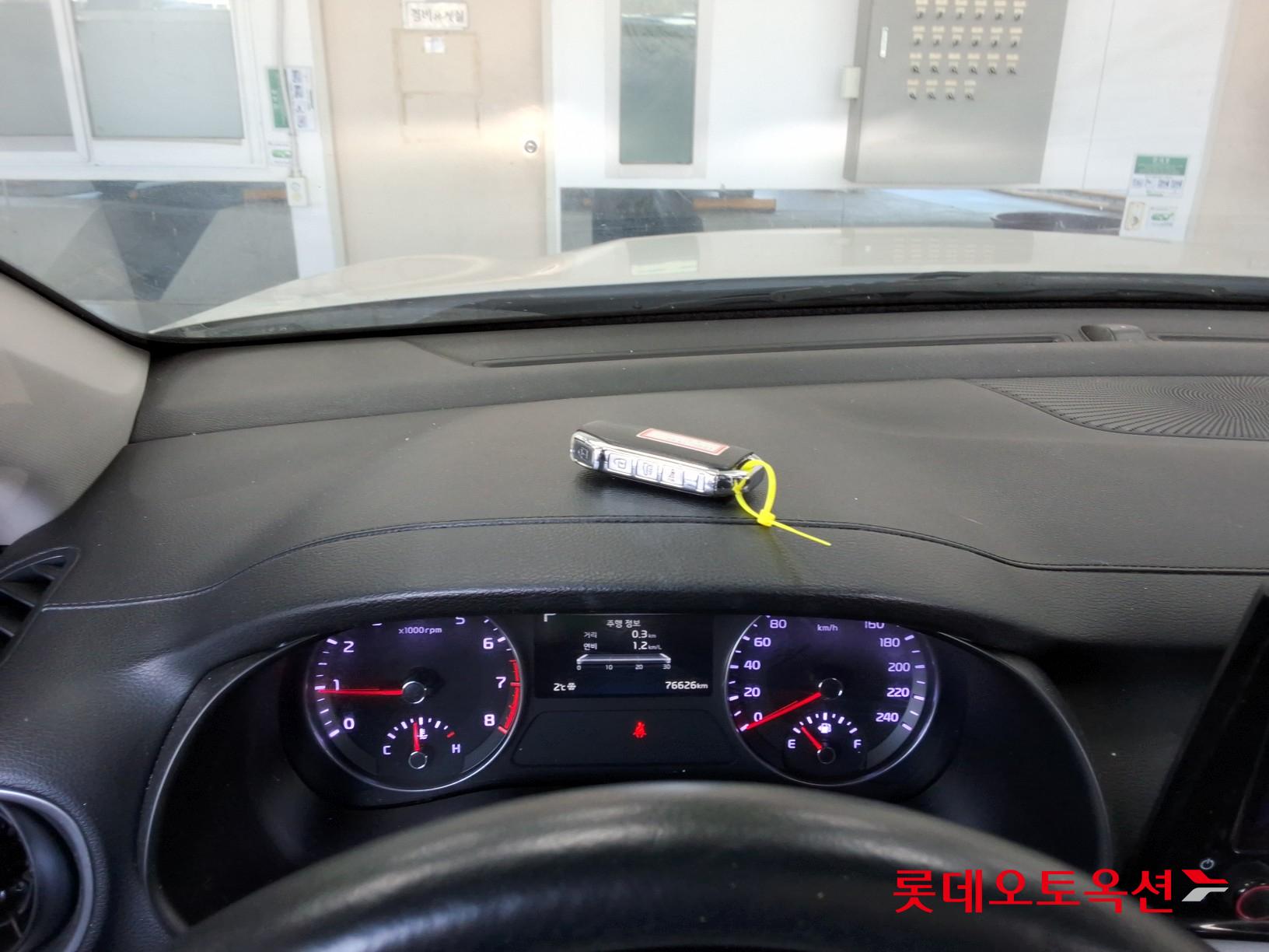 Kia K3 id 3446751 из Кореи 33