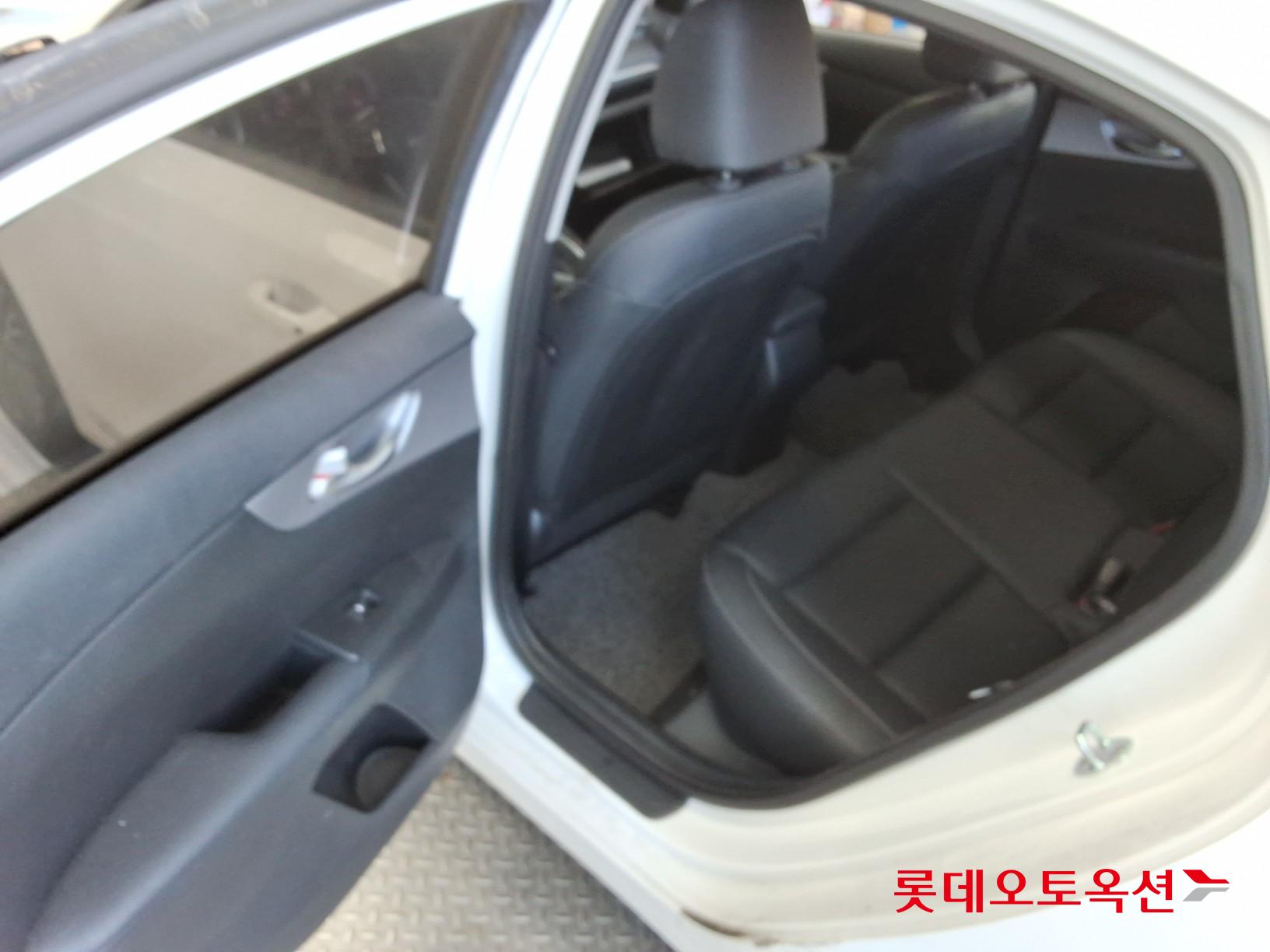 Kia K3 id 3446751 из Кореи 36