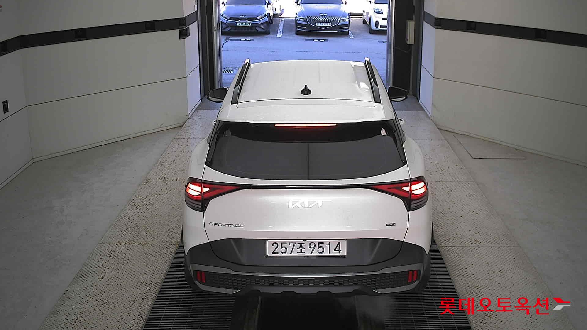 Kia Sportage 2022 Белый из Кореи, фото 5