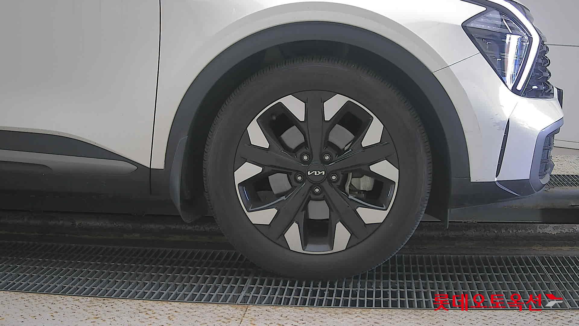 Kia Sportage id 3446766 из Кореи 23