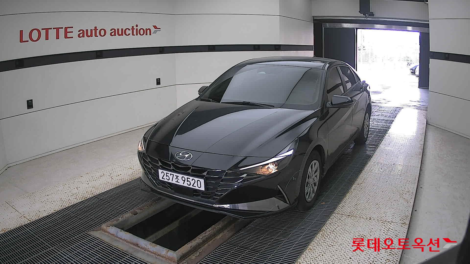 Hyundai Avante 2021 Черный из Кореи