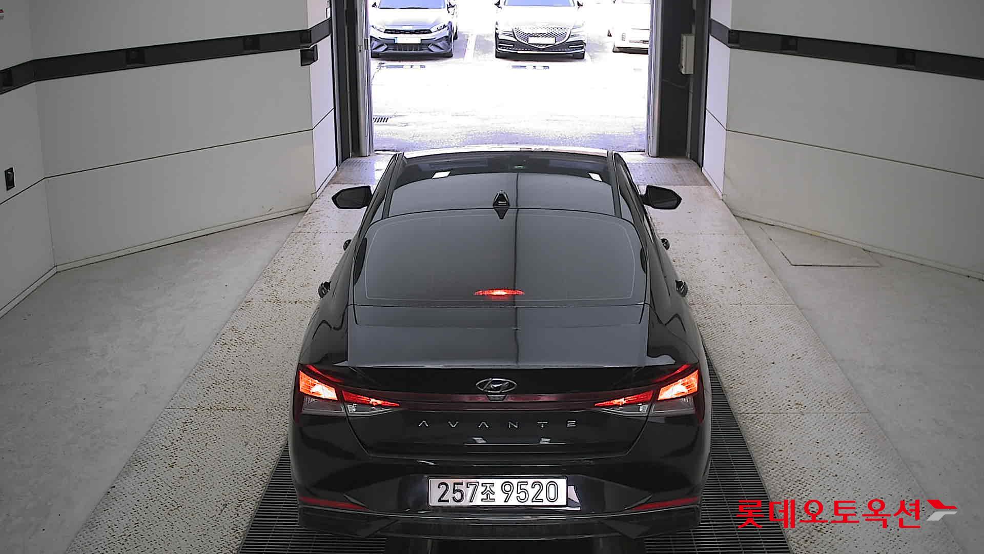 Hyundai Avante 2021 Черный из Кореи, фото 5