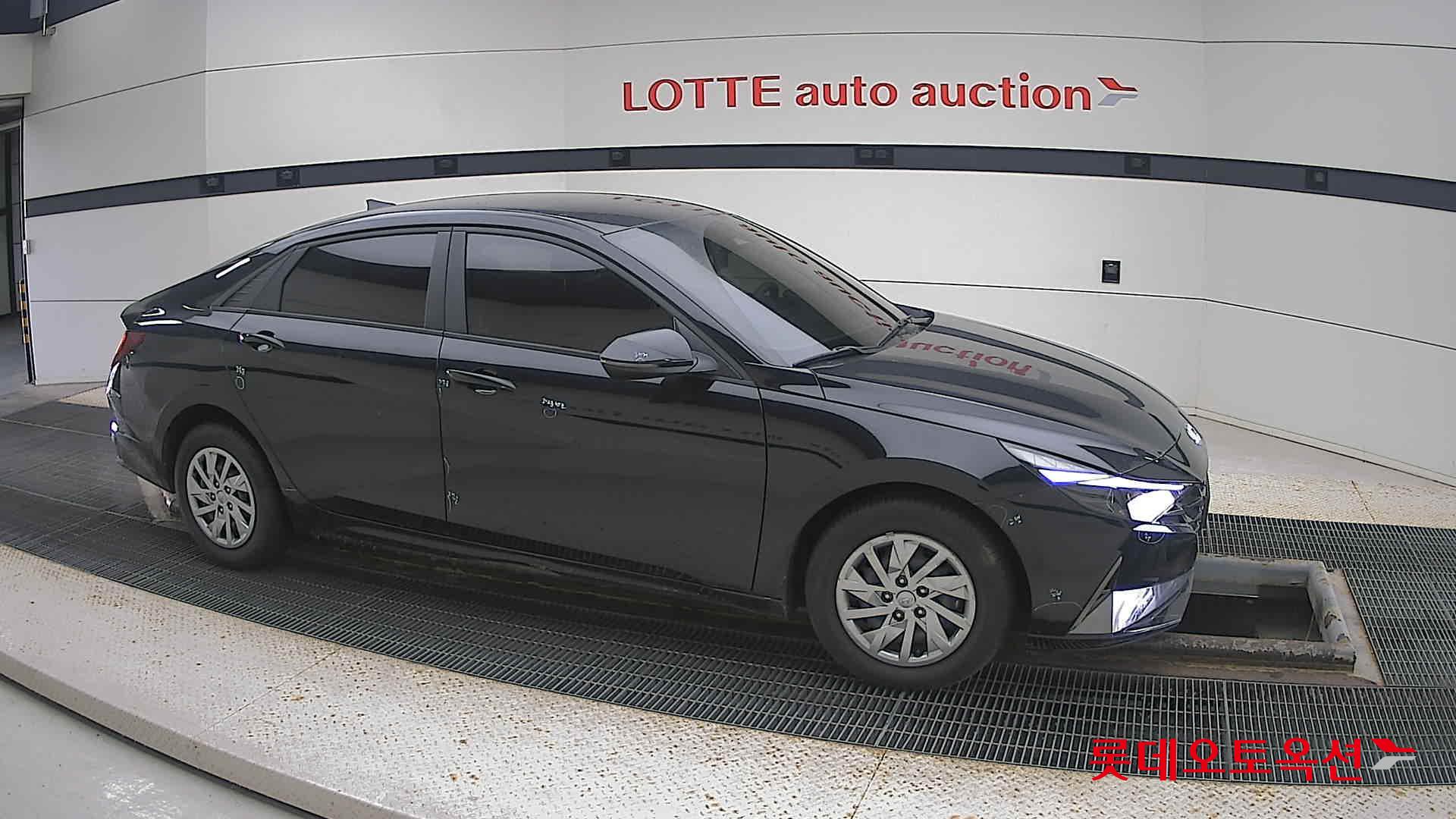 Hyundai Avante id 3441809 из Кореи 17