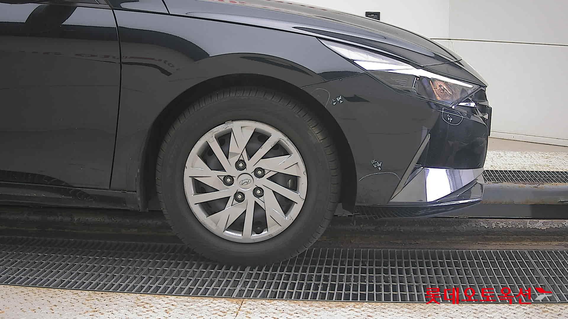 Hyundai Avante id 3441809 из Кореи 23