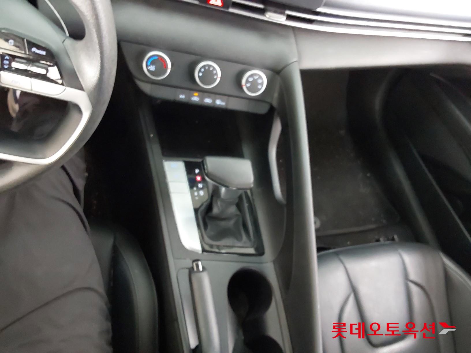 Hyundai Avante id 3441809 из Кореи 32