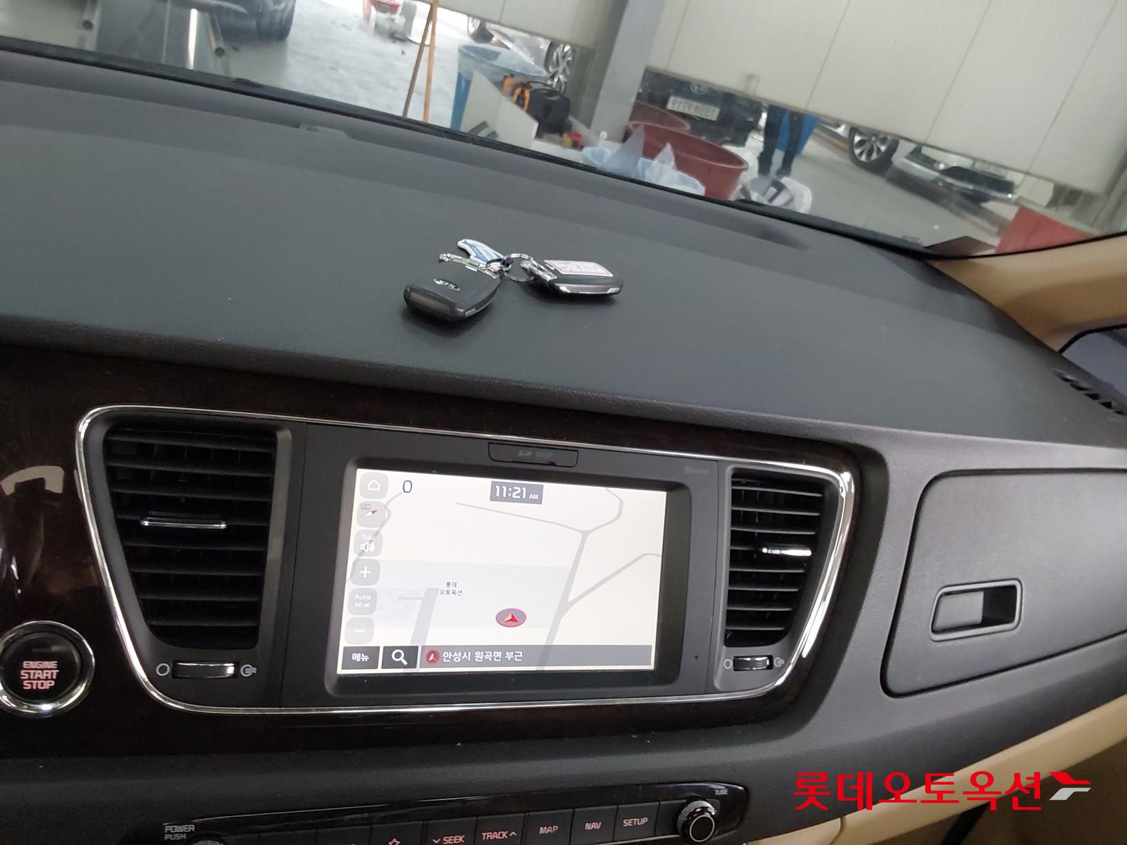 Kia Carnival id 3441786 из Кореи 31