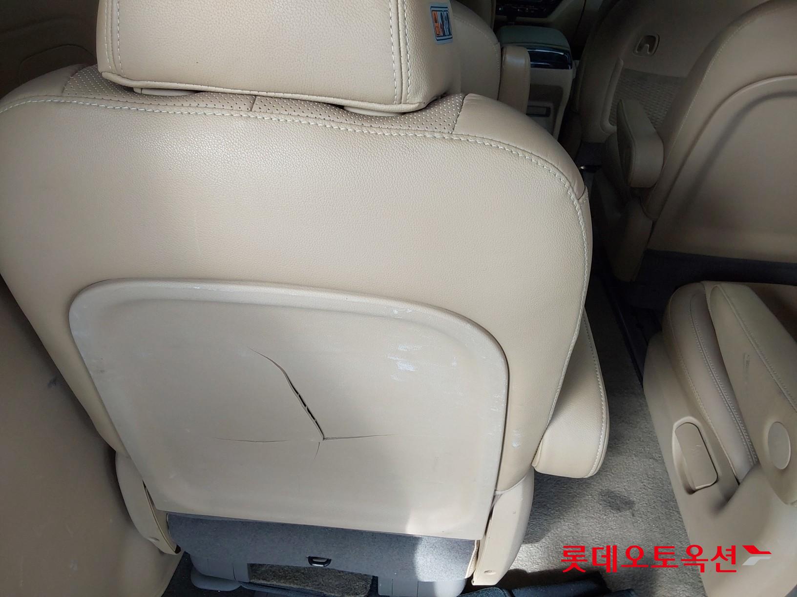 Kia Carnival id 3441786 из Кореи 38