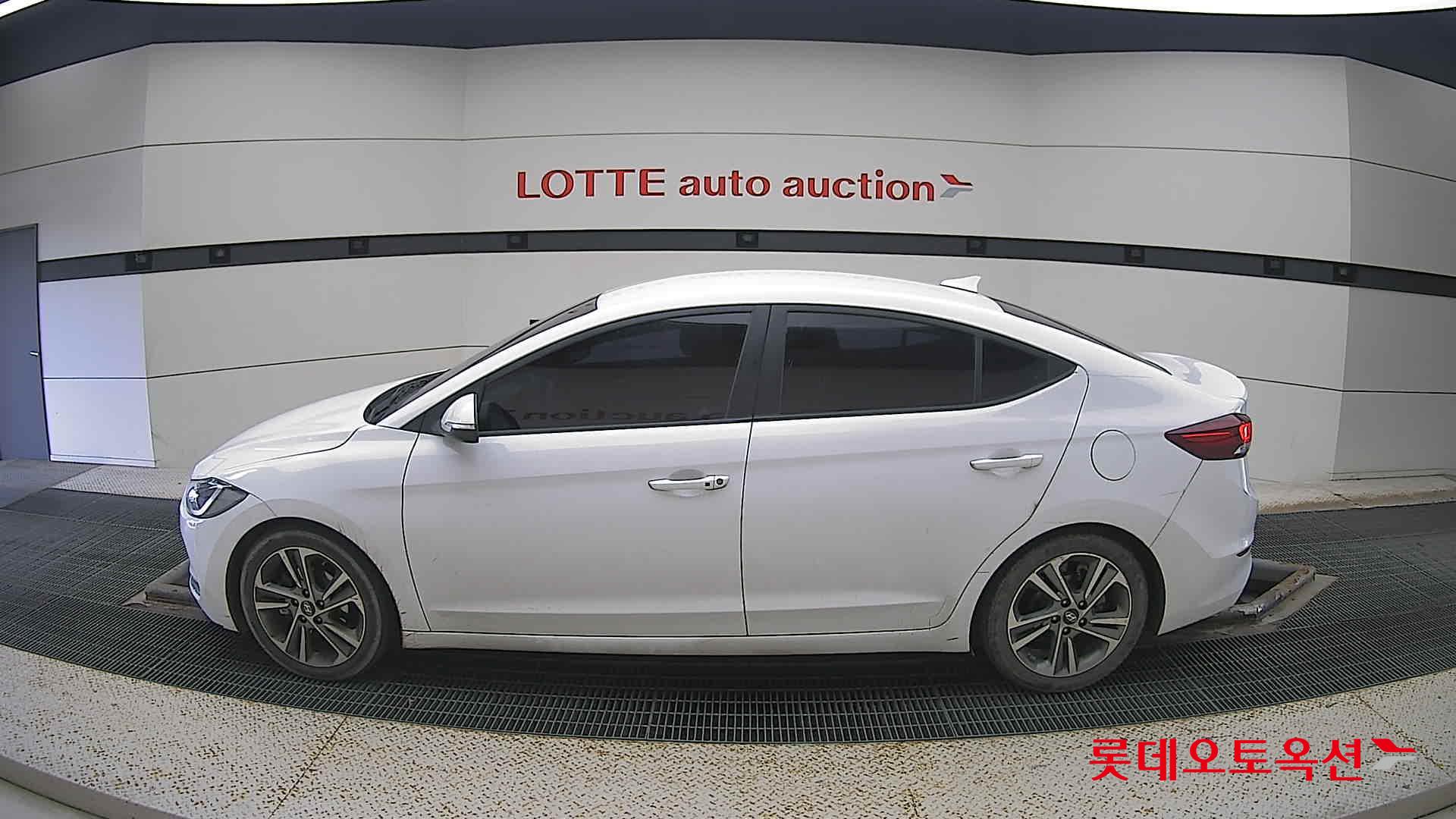 Hyundai Avante id 3446674 из Кореи 7