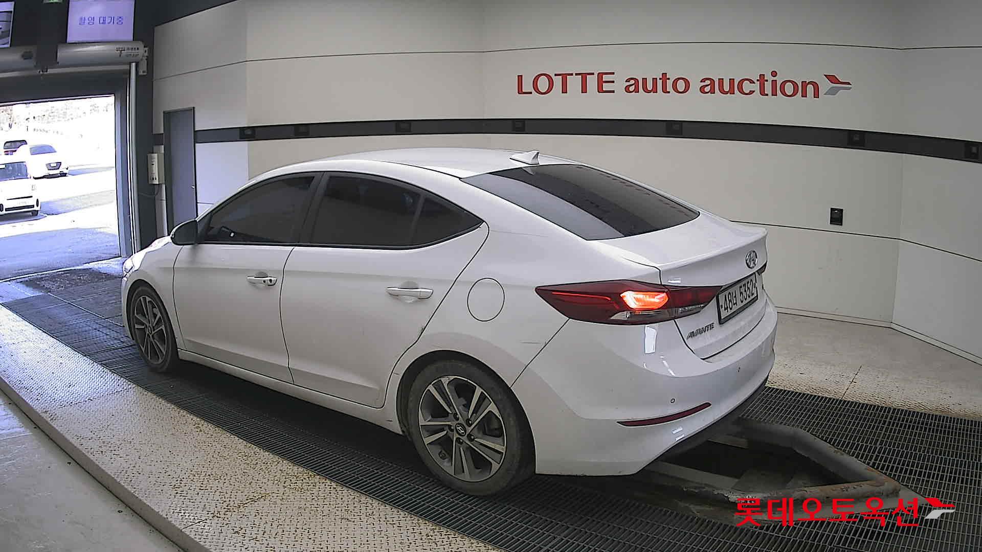 Hyundai Avante id 3446674 из Кореи 10