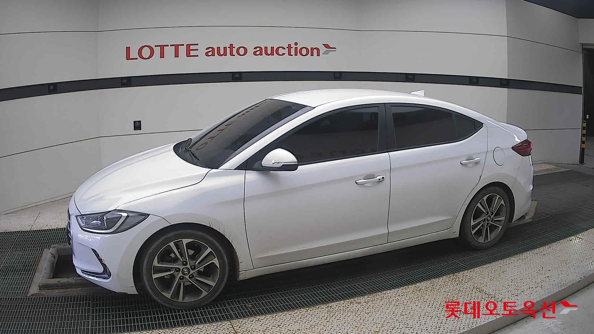 Hyundai Avante id 3446674 из Кореи 12