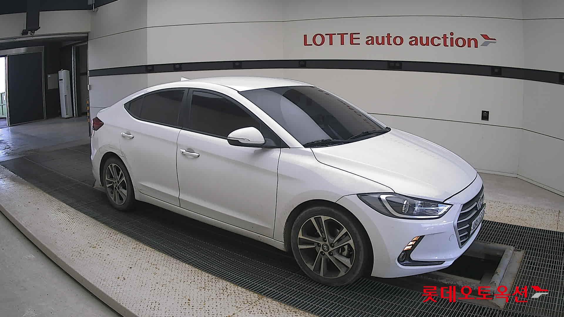 Hyundai Avante id 3446674 из Кореи 16