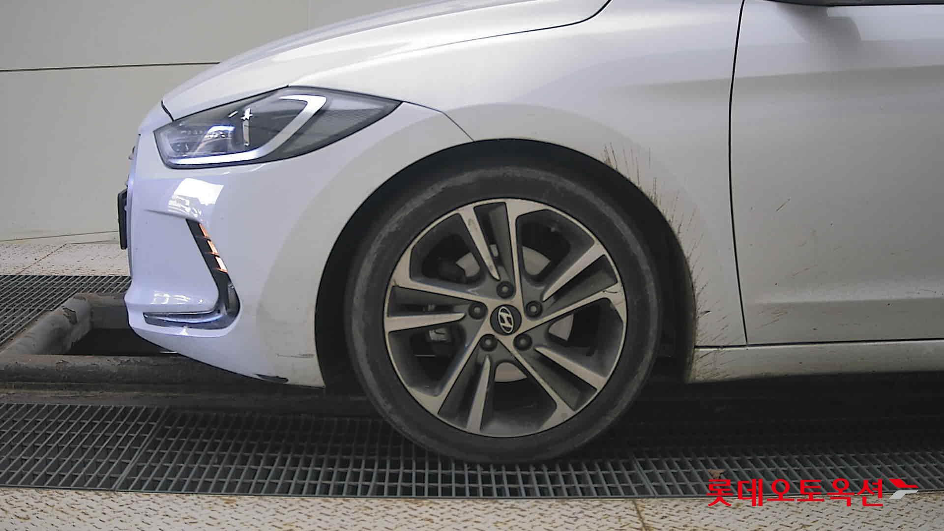 Hyundai Avante id 3446674 из Кореи 21