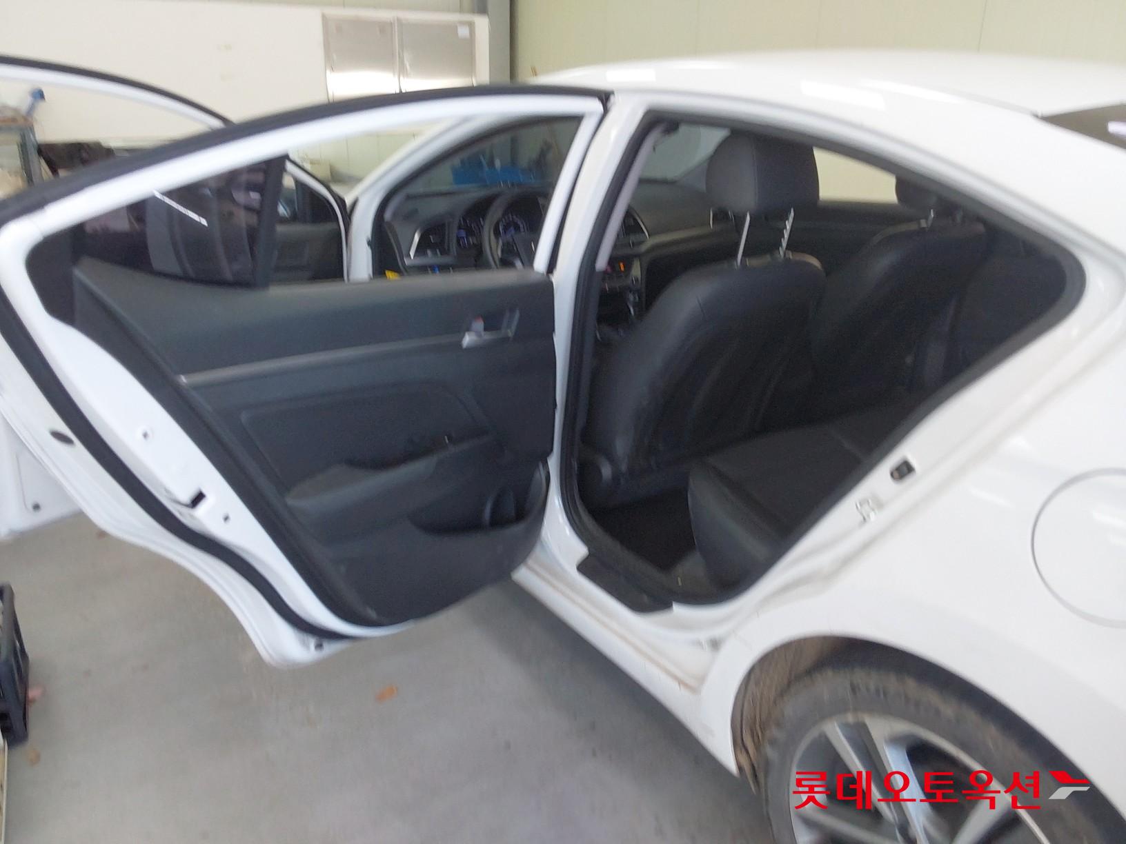 Hyundai Avante id 3446674 из Кореи 36