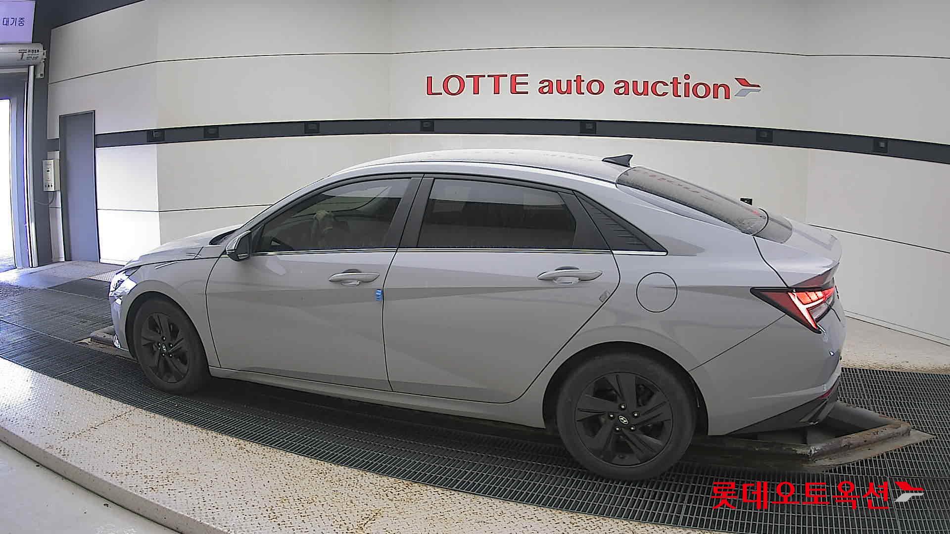 Hyundai Avante id 3441765 из Кореи 11