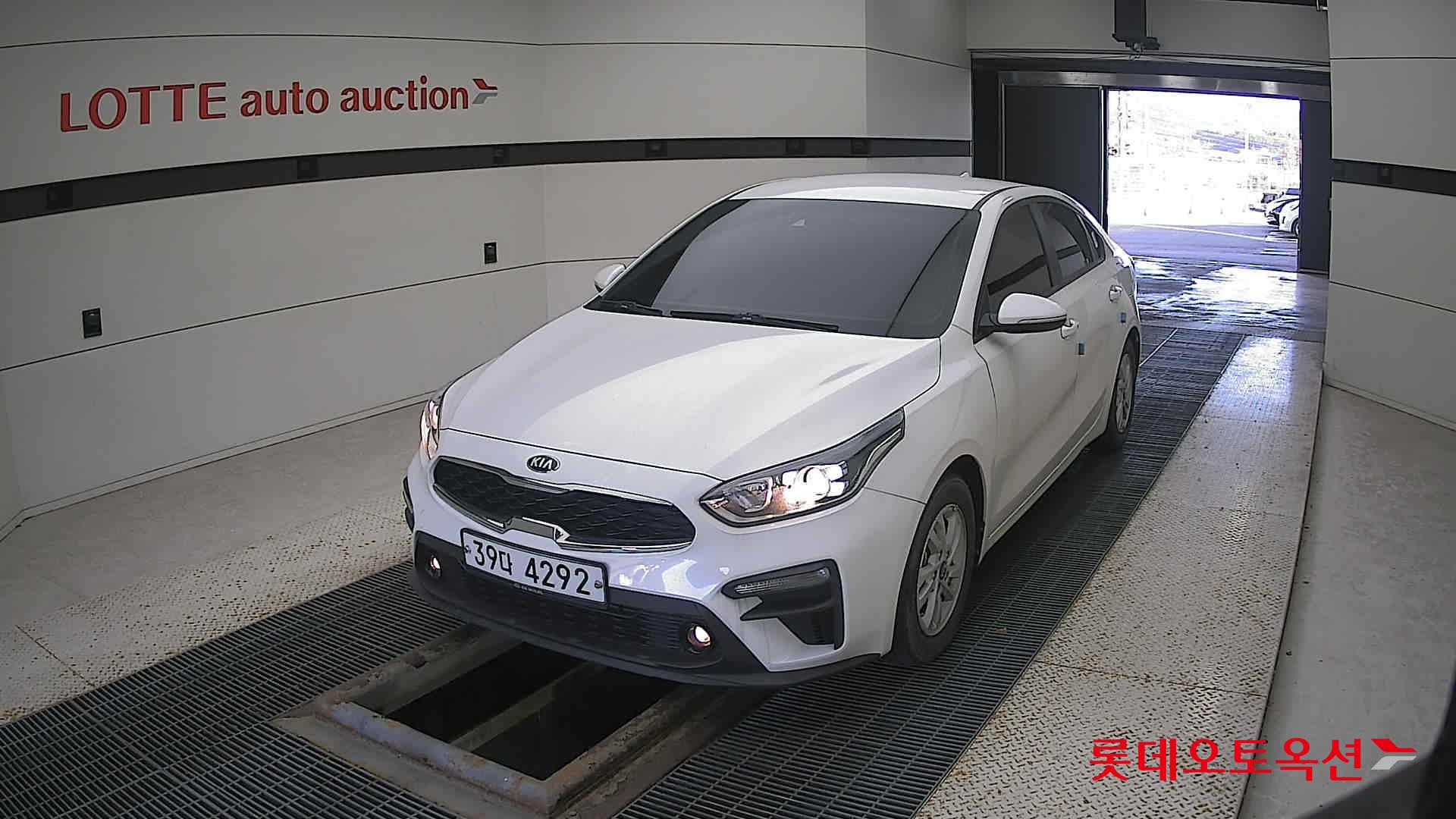 Kia K3 2019 Белый из Кореи