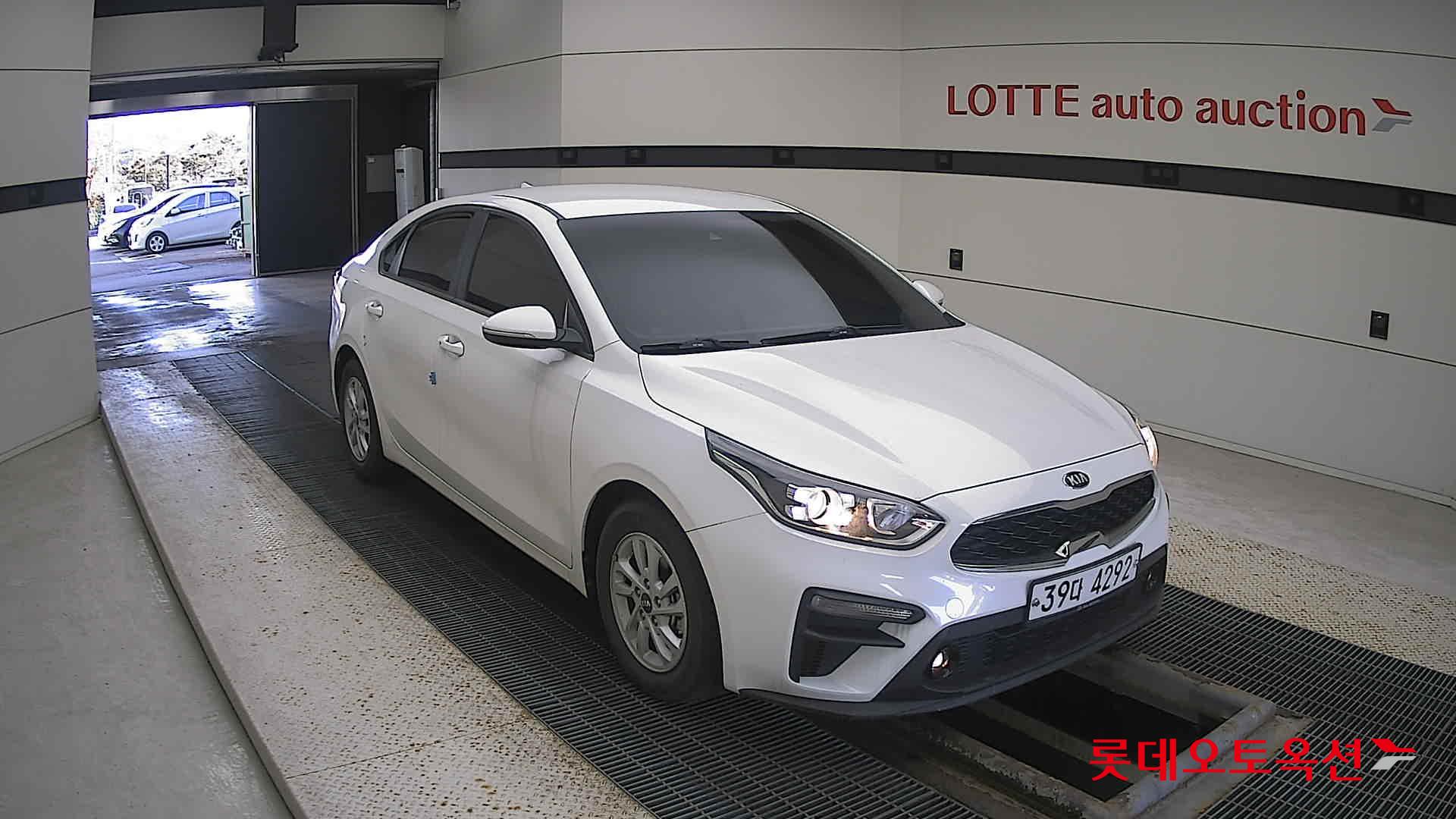 Kia K3 2019 Белый из Кореи, фото 2