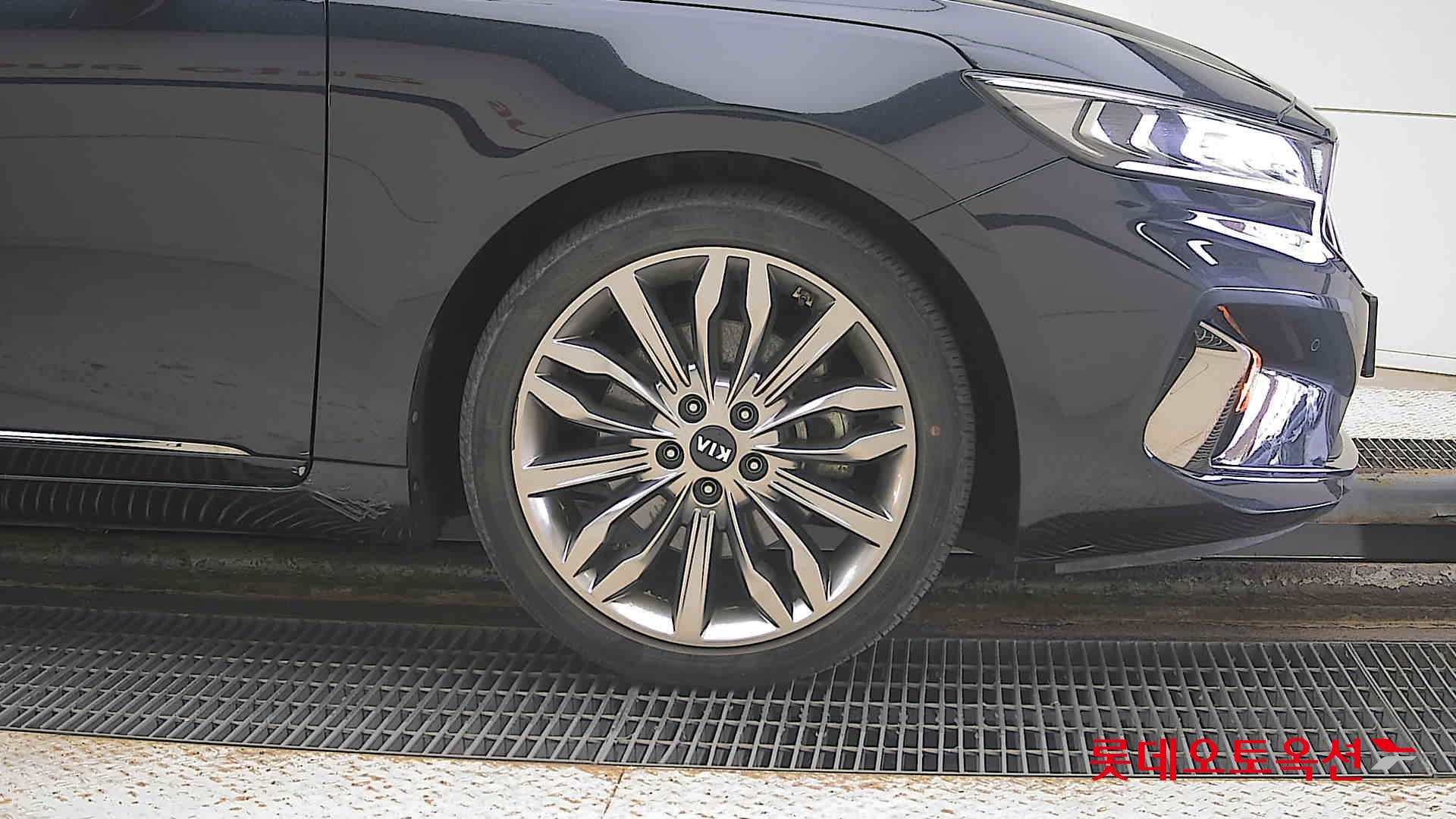 Kia K7 id 3441801 из Кореи 23