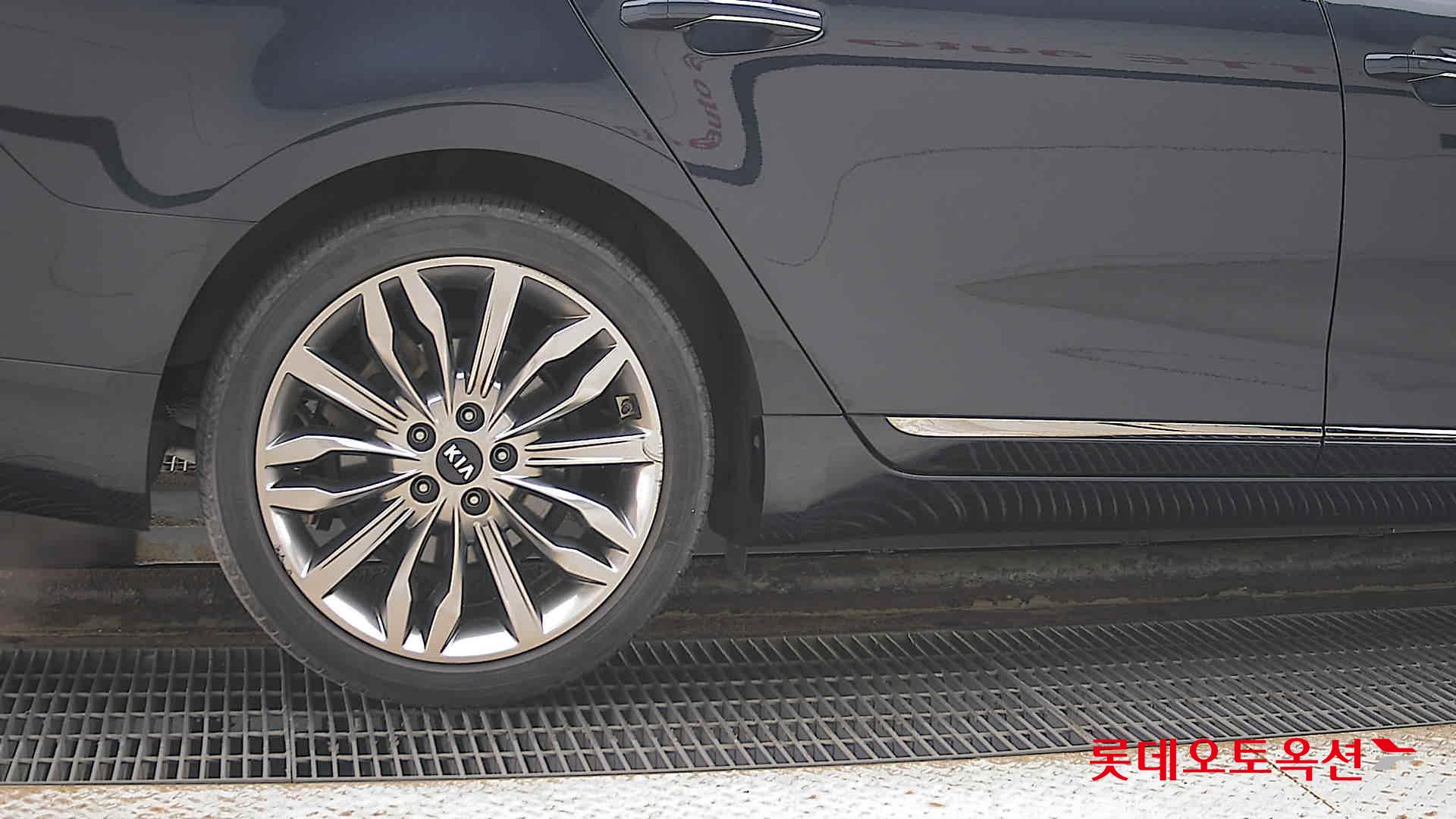 Kia K7 id 3441801 из Кореи 24