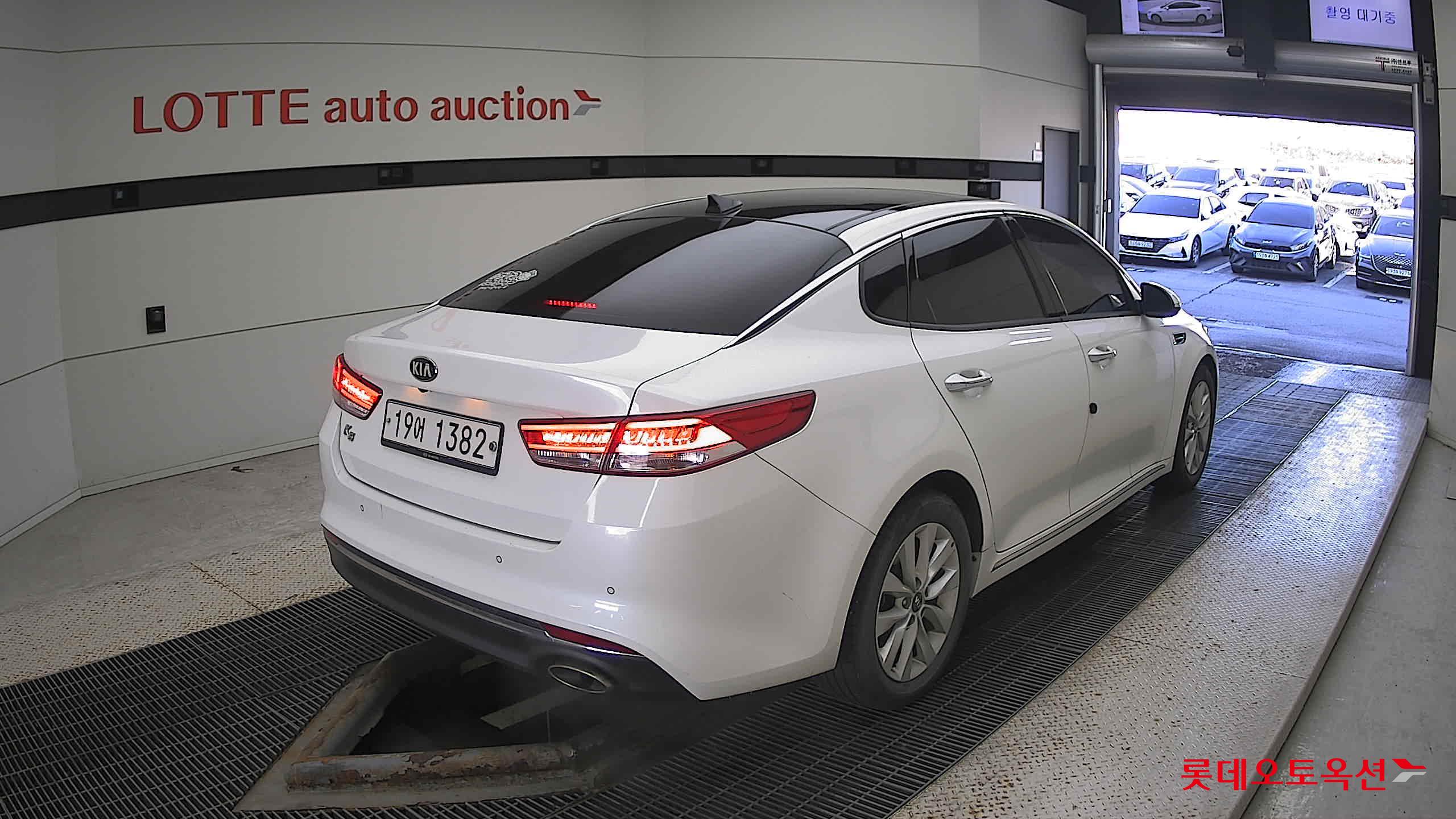 Kia K5 2018 Белый из Кореи, фото 4