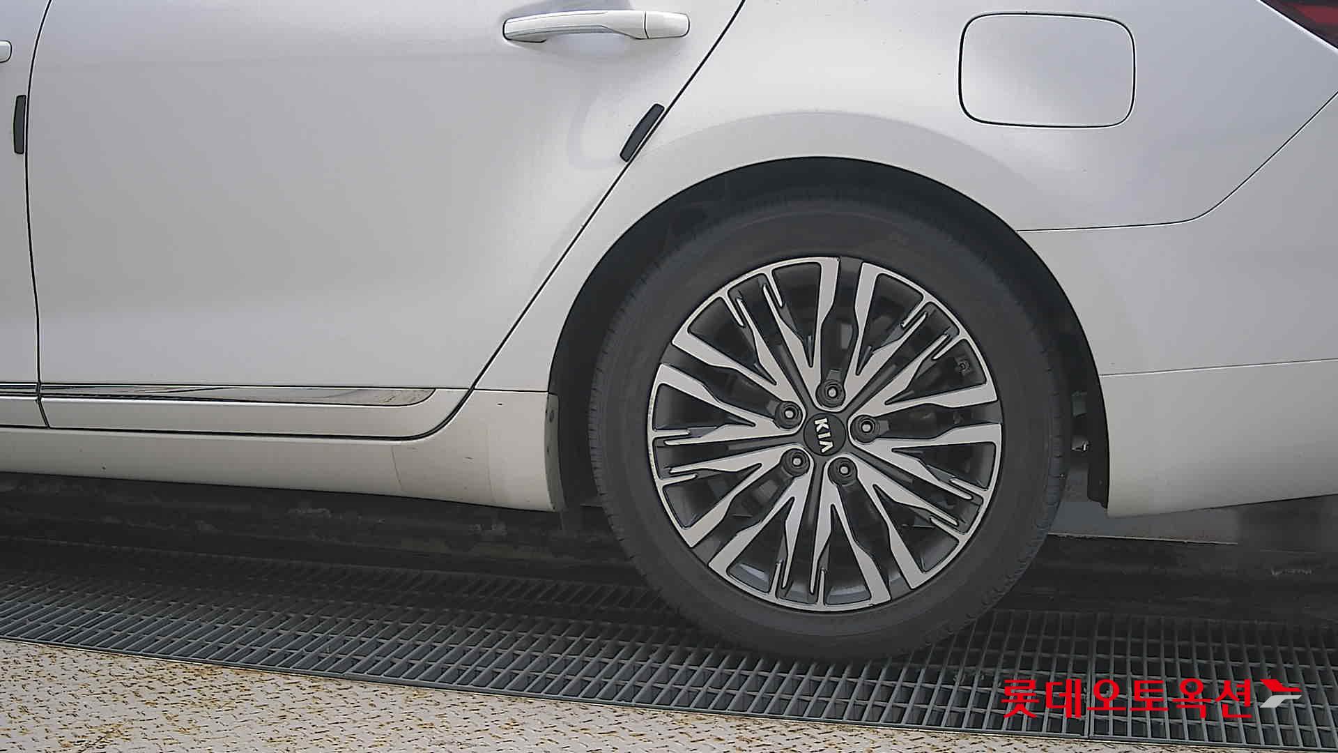 Kia K7 id 3441789 из Кореи 22