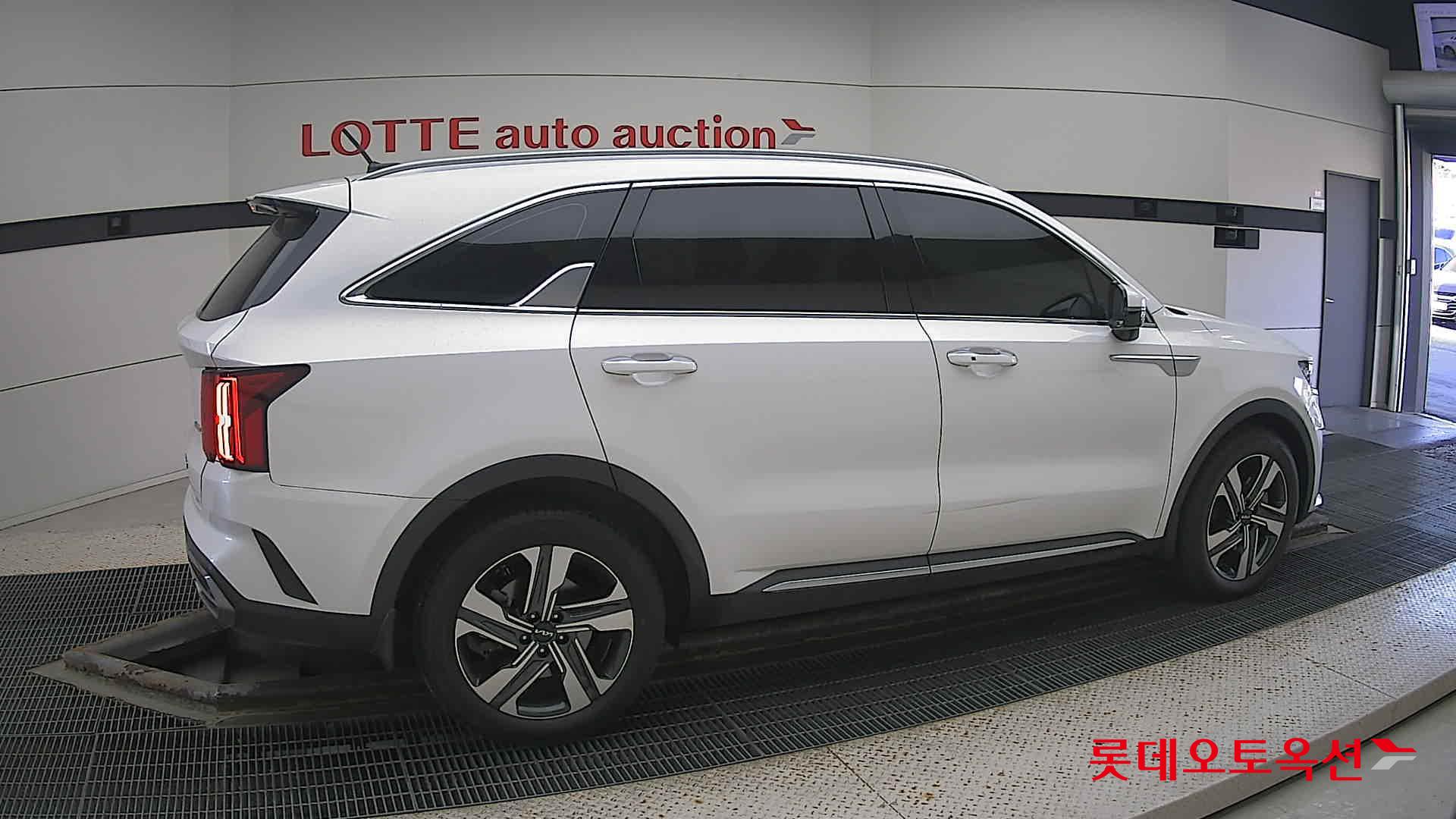 Kia Sorento Hybrid id 3441781 из Кореи 18