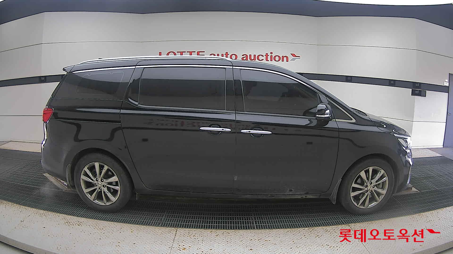 Kia Carnival Limousine 2019 Черный из Кореи, фото 3