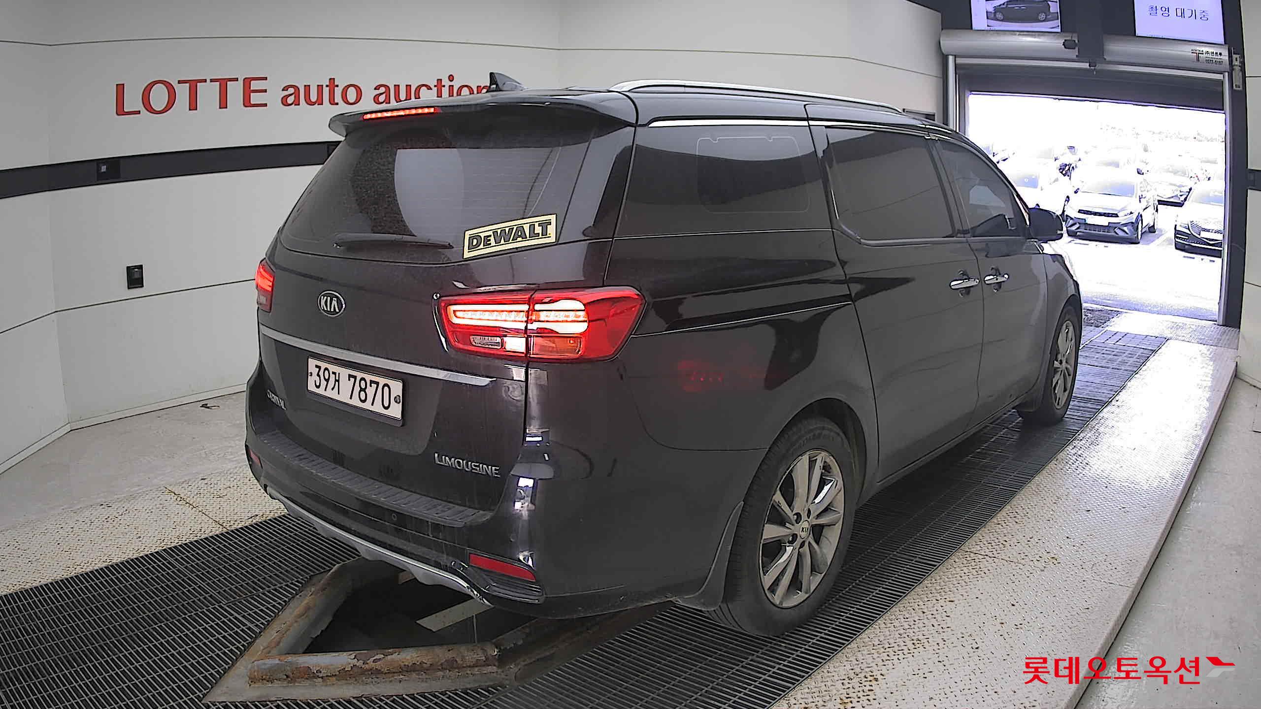 Kia Carnival Limousine 2019 Черный из Кореи, фото 4