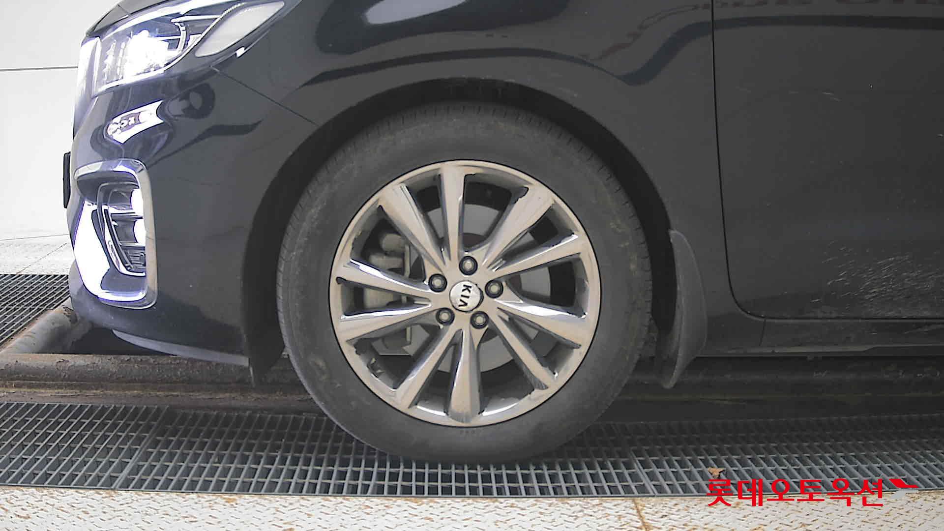 Kia Carnival Limousine id 3441804 из Кореи 21