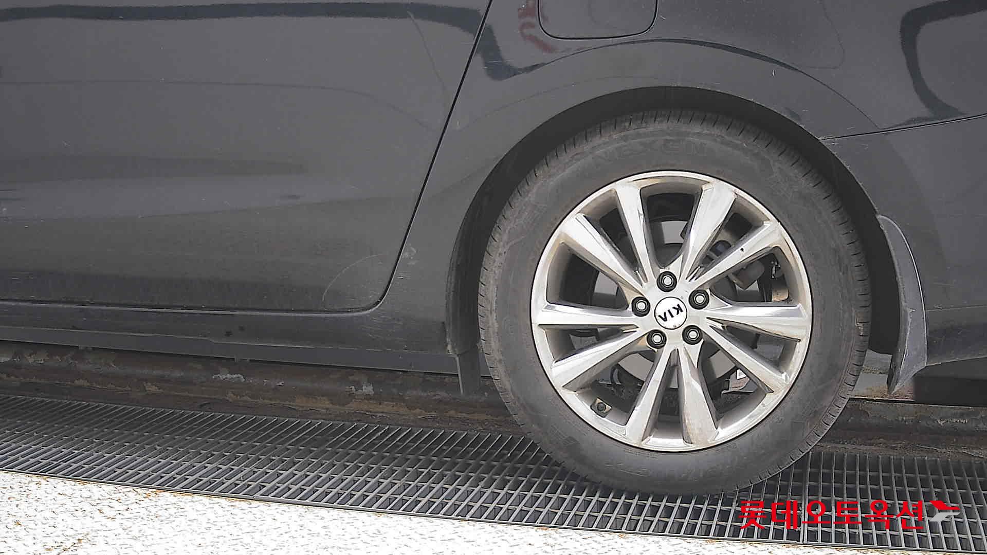 Kia Carnival Limousine id 3441804 из Кореи 22