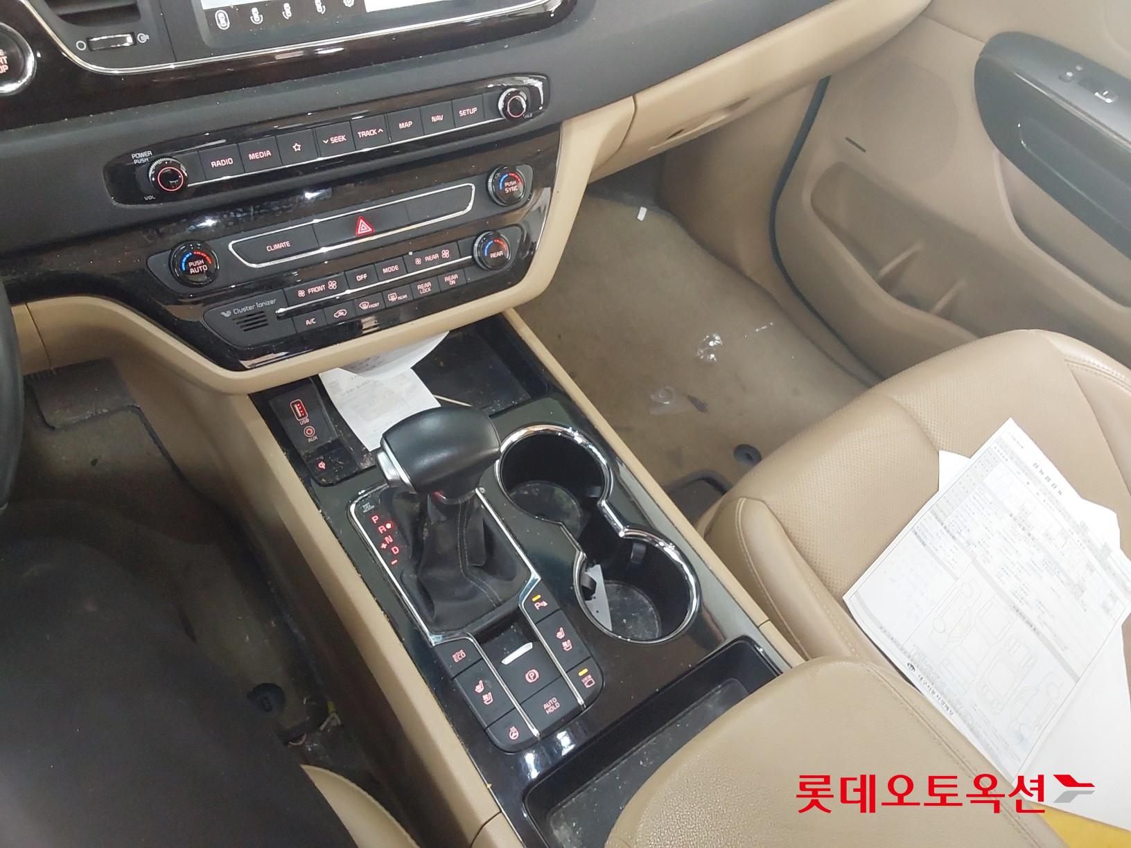 Kia Carnival Limousine id 3441804 из Кореи 33