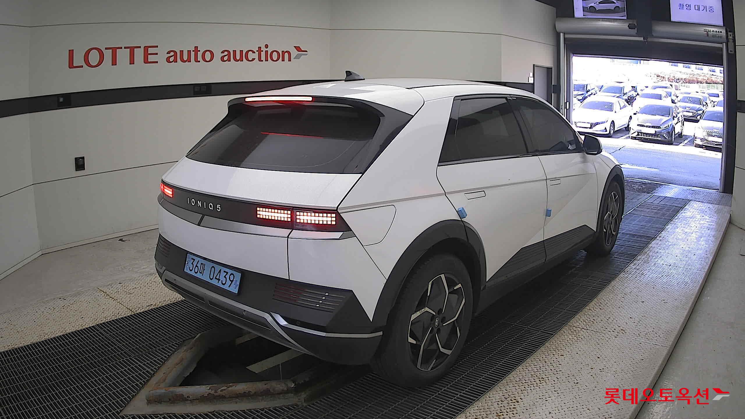 Hyundai IONIQ 5 2022 Белый из Кореи, фото 4