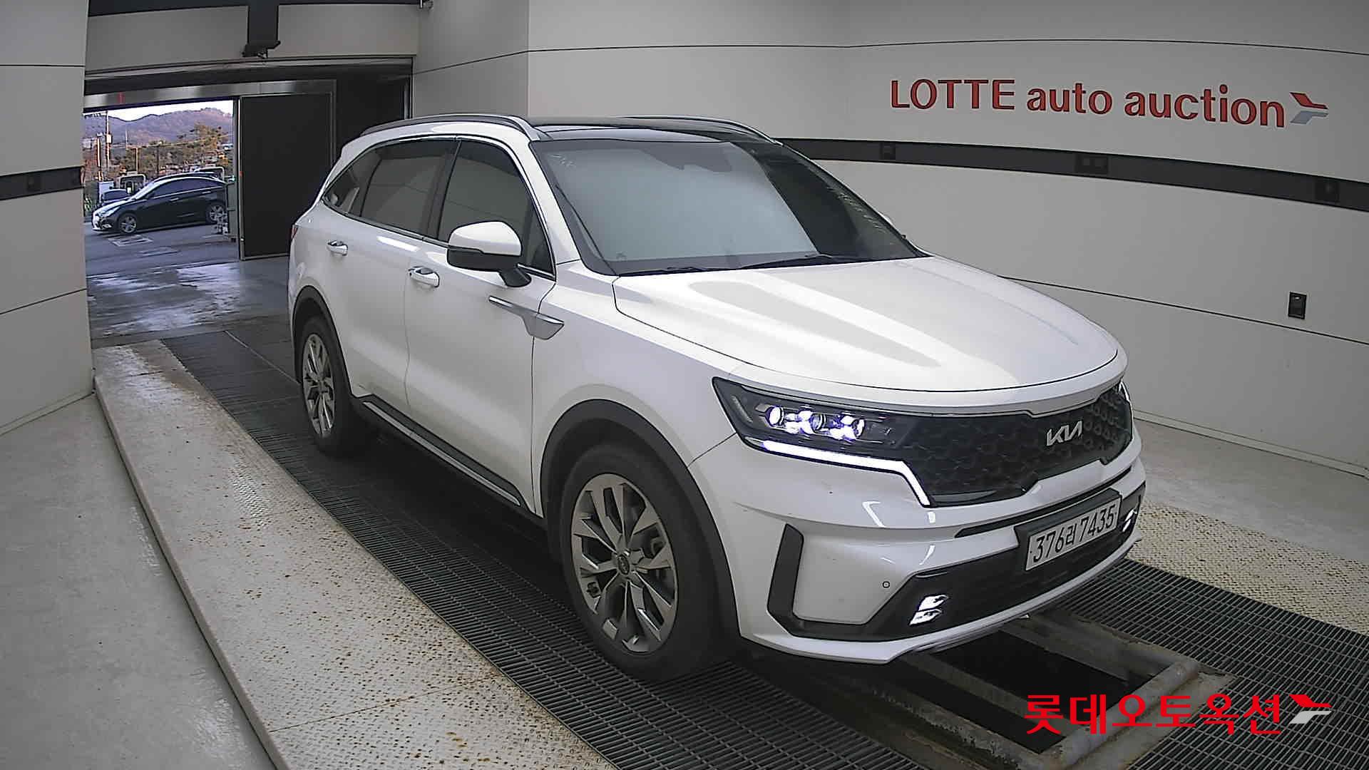 Kia Sorento 2023 Белый из Кореи, фото 2