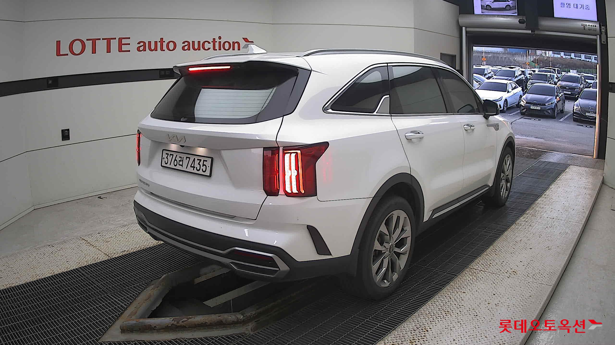 Kia Sorento 2023 Белый из Кореи, фото 4