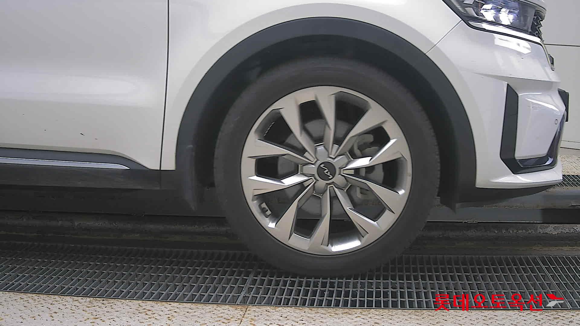 Kia Sorento id 3446729 из Кореи 23