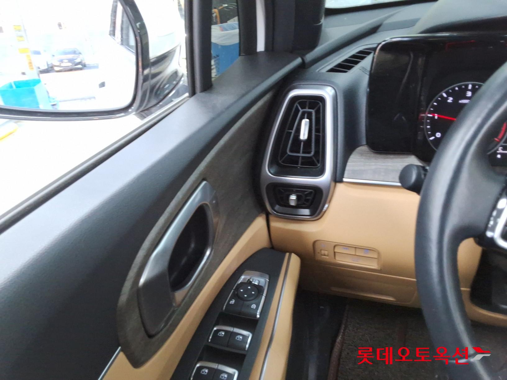 Kia Sorento id 3446729 из Кореи 28