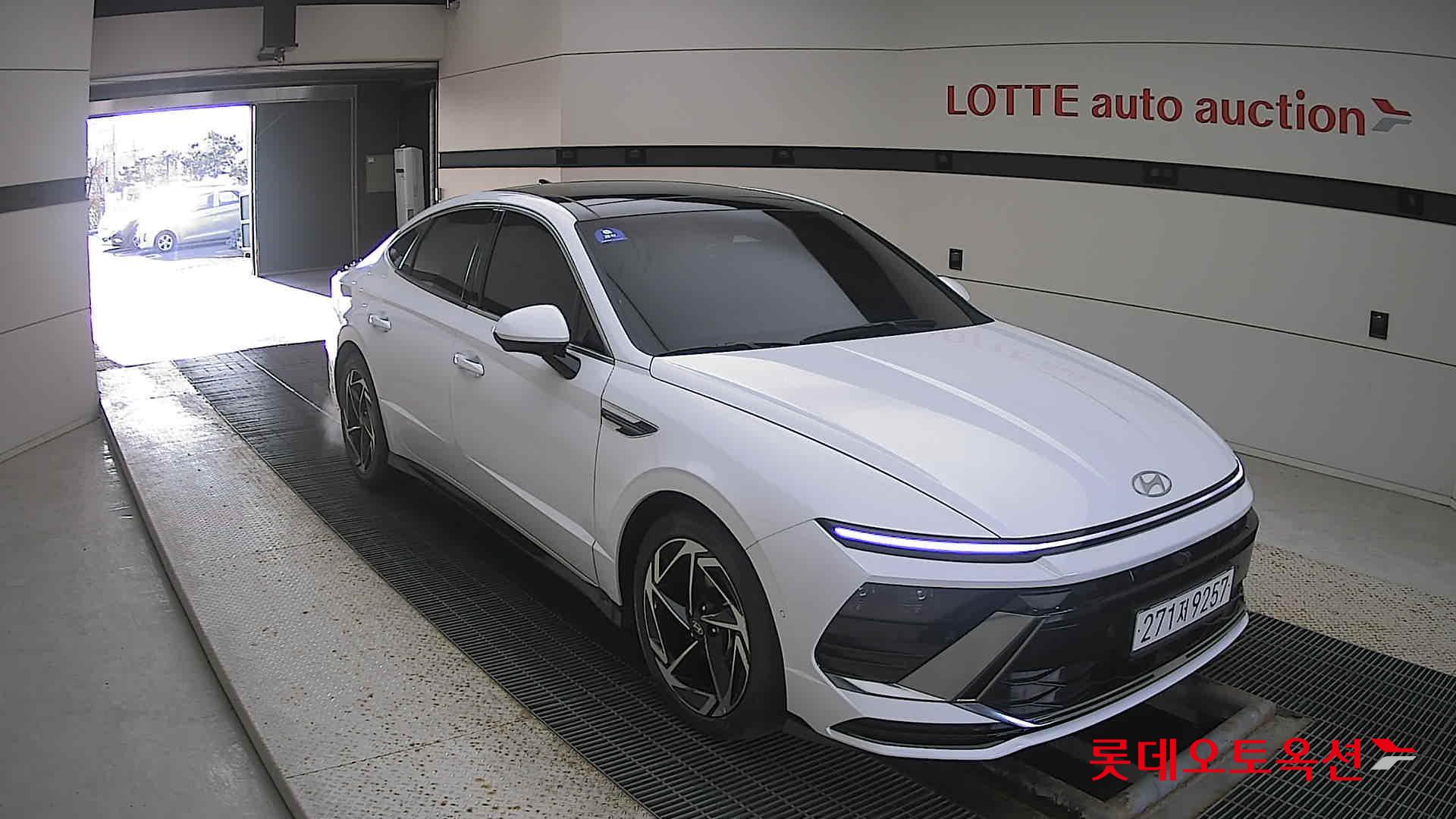 Hyundai Sonata Hybrid 2024 Белый из Кореи, фото 2