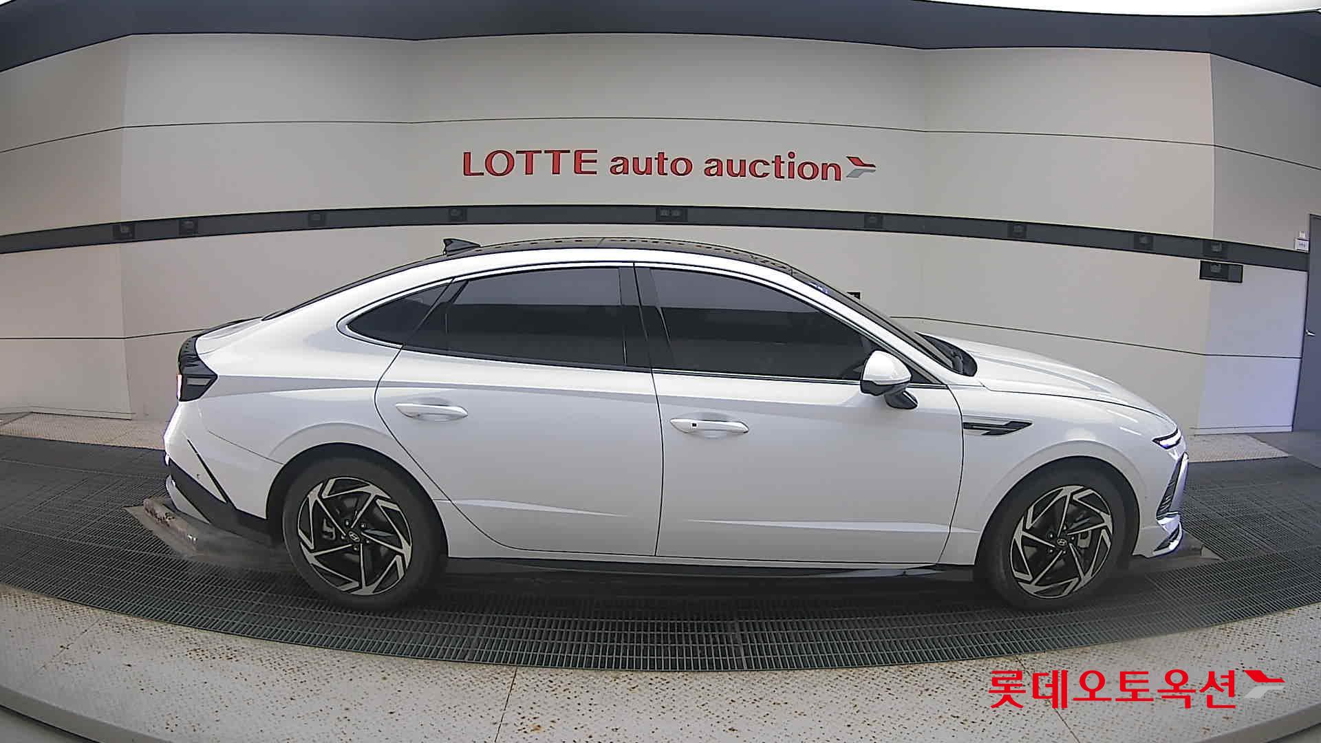 Hyundai Sonata Hybrid 2024 Белый из Кореи, фото 3