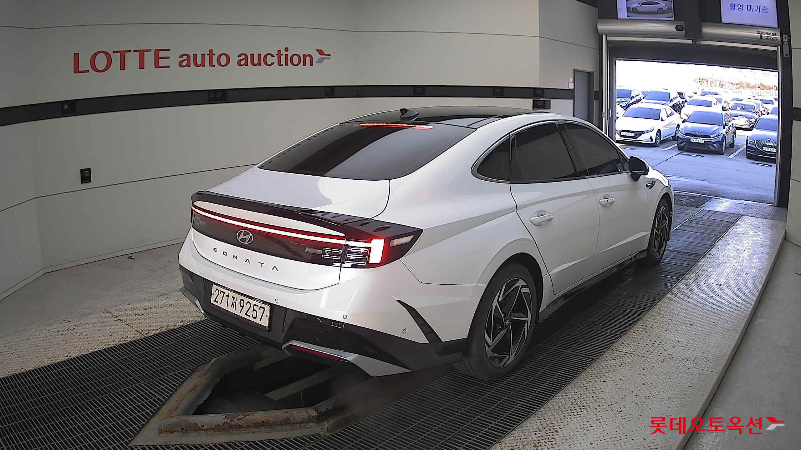 Hyundai Sonata Hybrid 2024 Белый из Кореи, фото 4