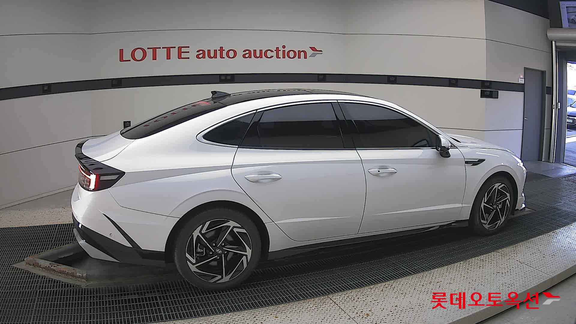 Hyundai Sonata Hybrid id 3441806 из Кореи 18