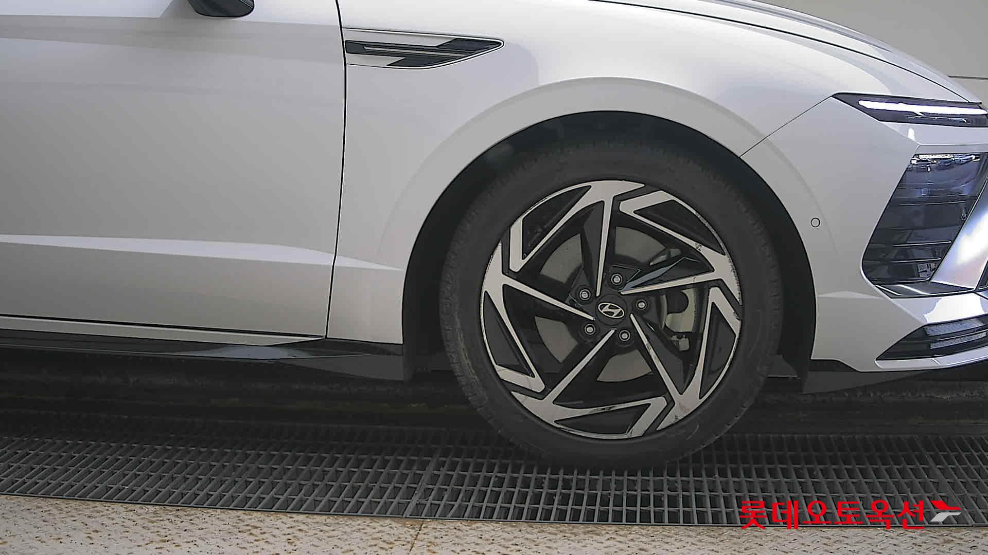 Hyundai Sonata Hybrid id 3441806 из Кореи 23